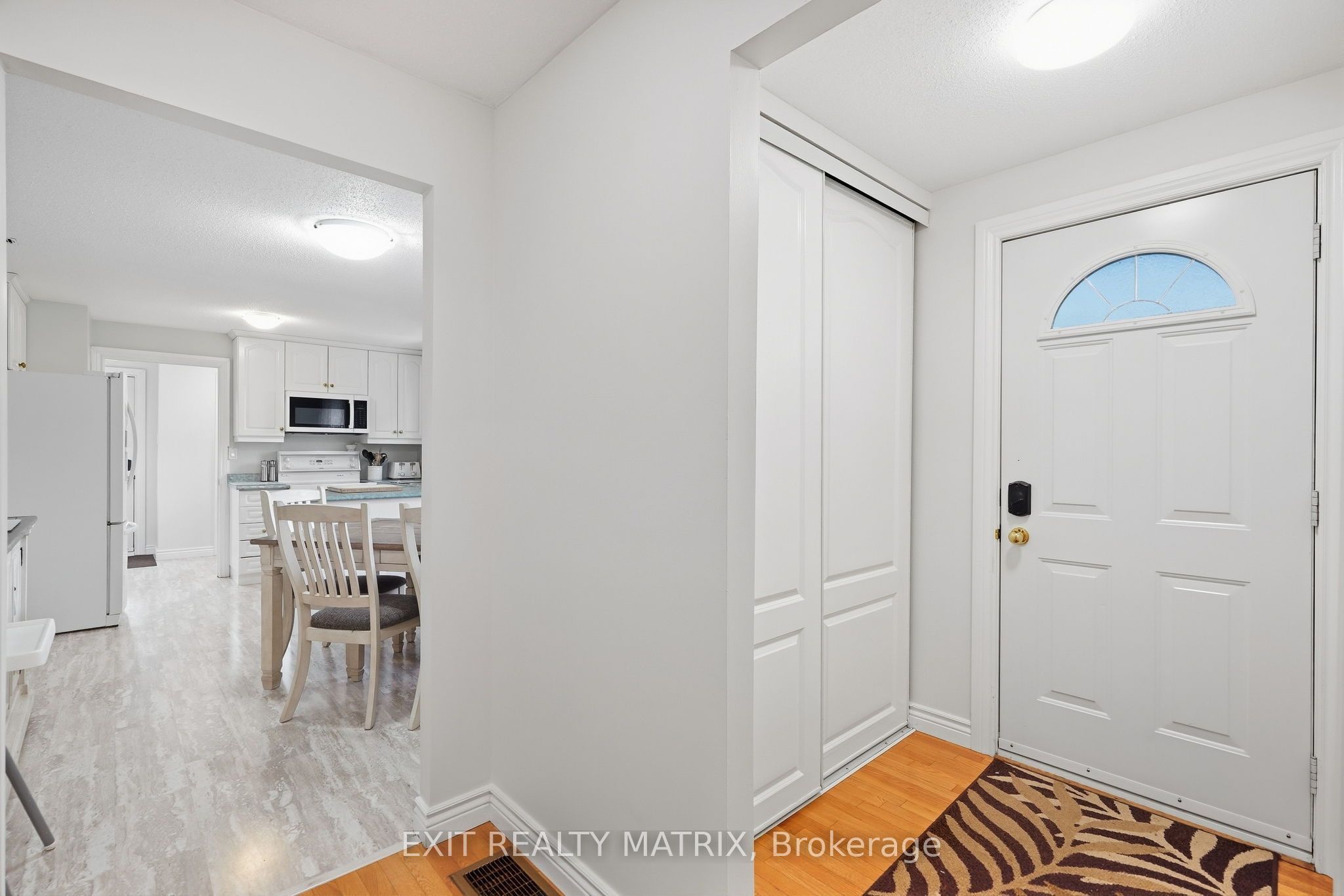 499 Gilles Street Property Photo 4