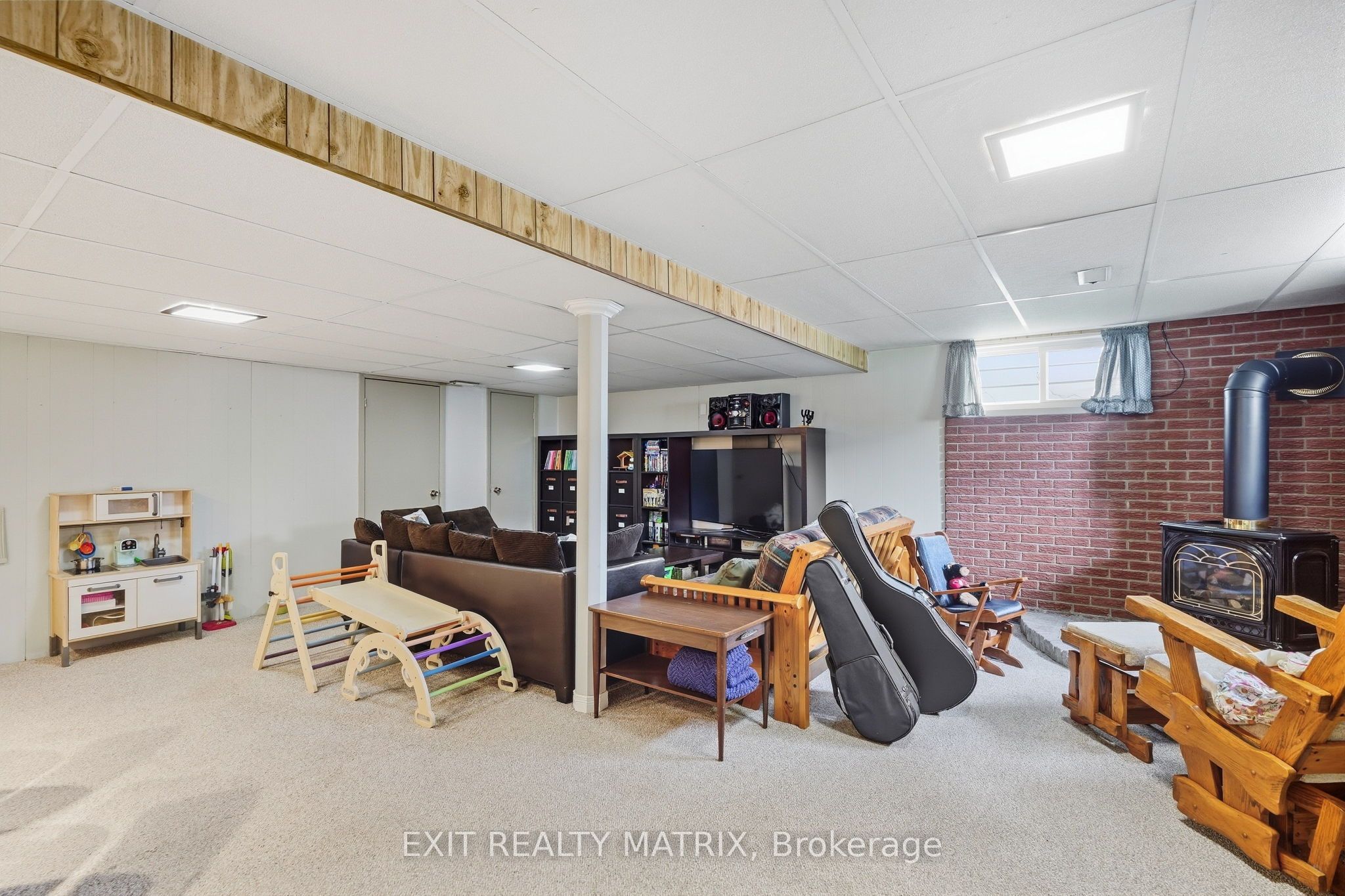 499 Gilles Street Property Photo 21