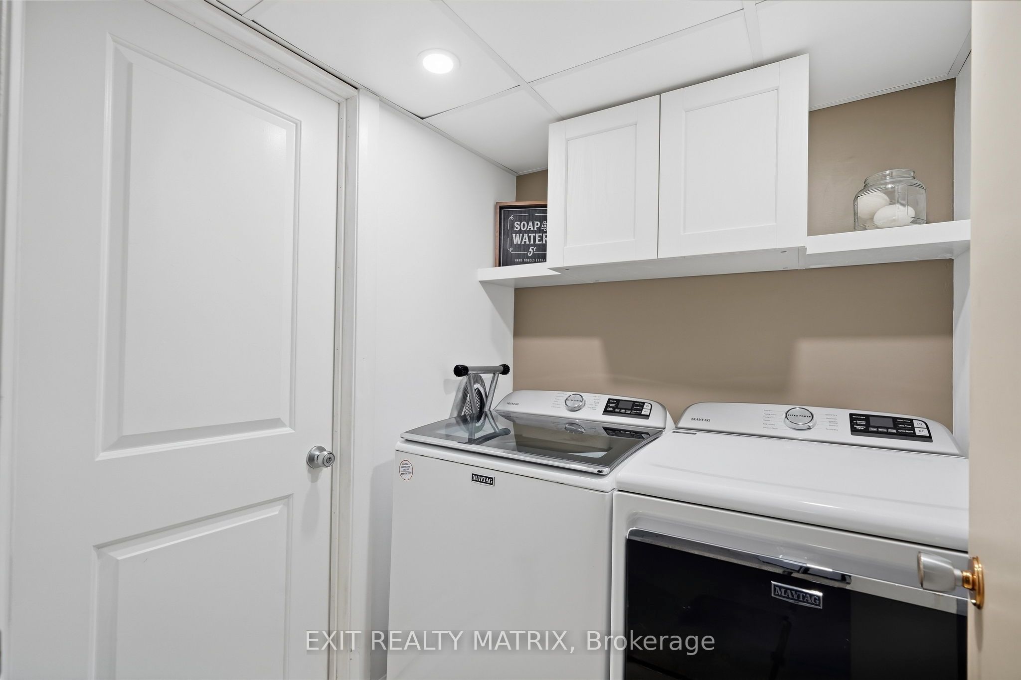 499 Gilles Street Property Photo 26