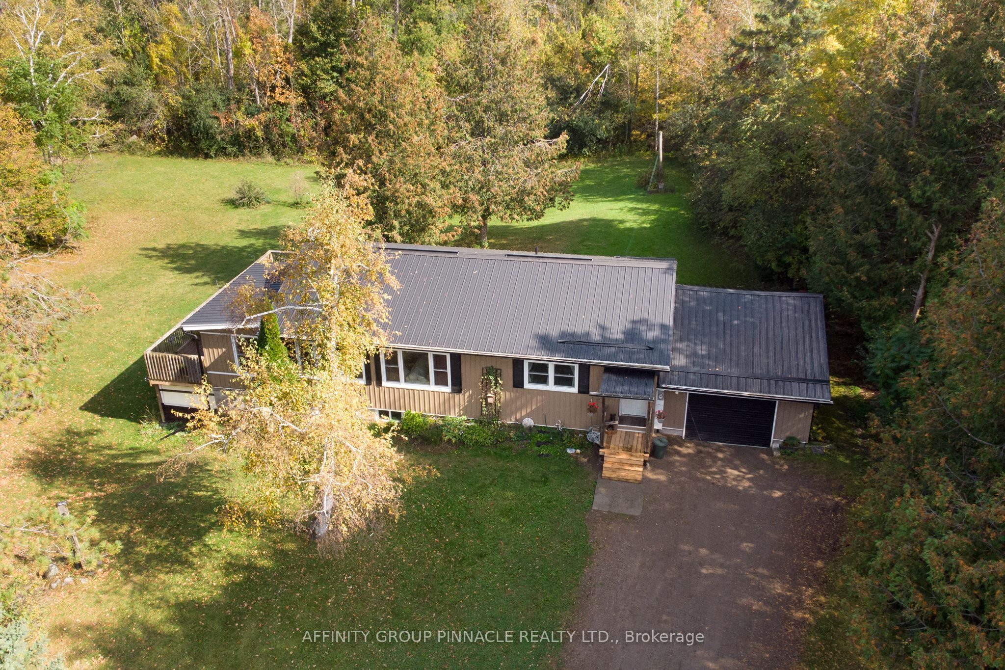 5666 35 Highway Property Photo 2