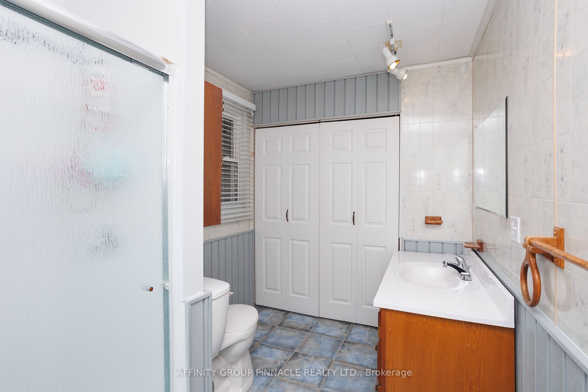 5666 35 Highway Property Photo 19