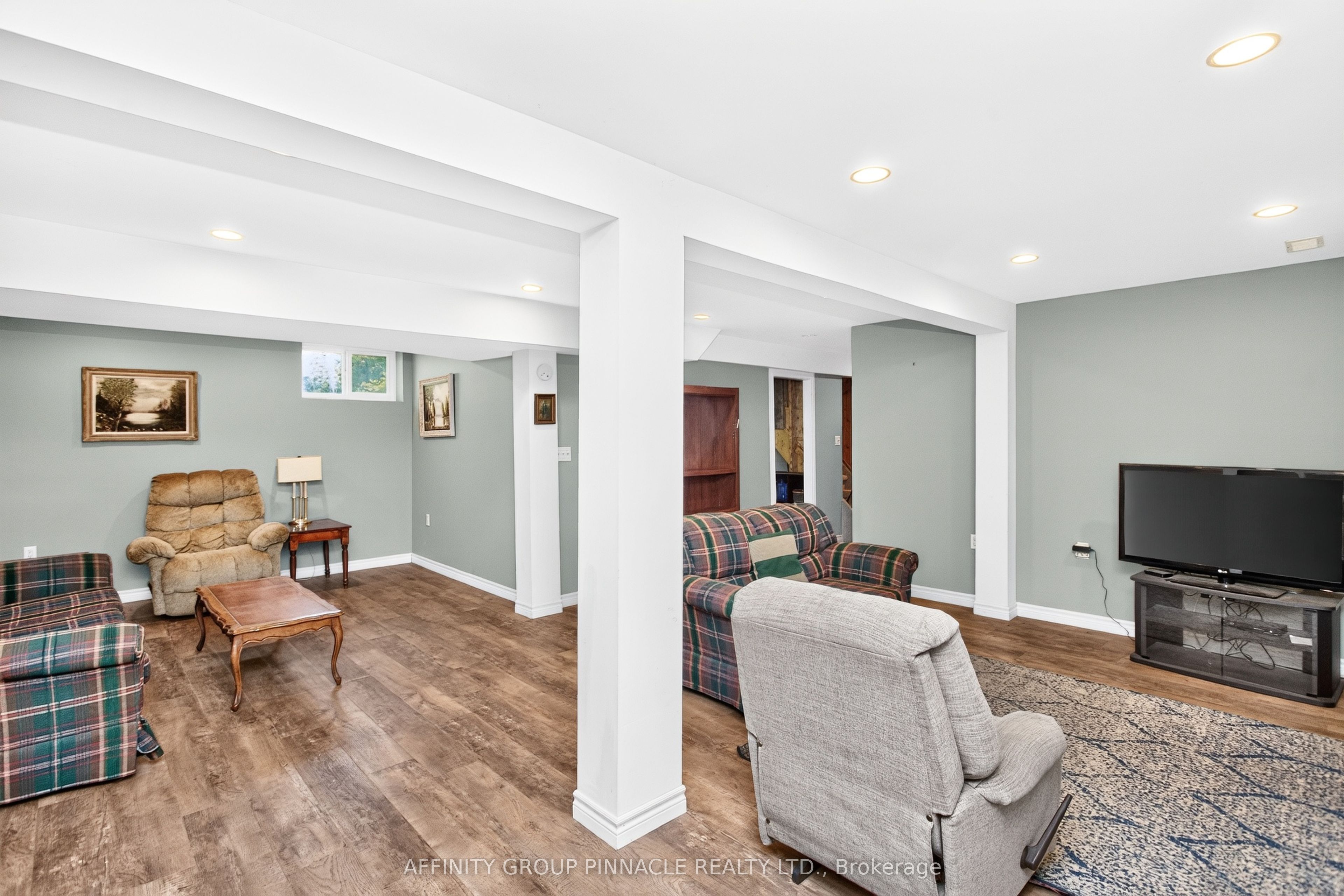 5666 35 Highway Property Photo 21