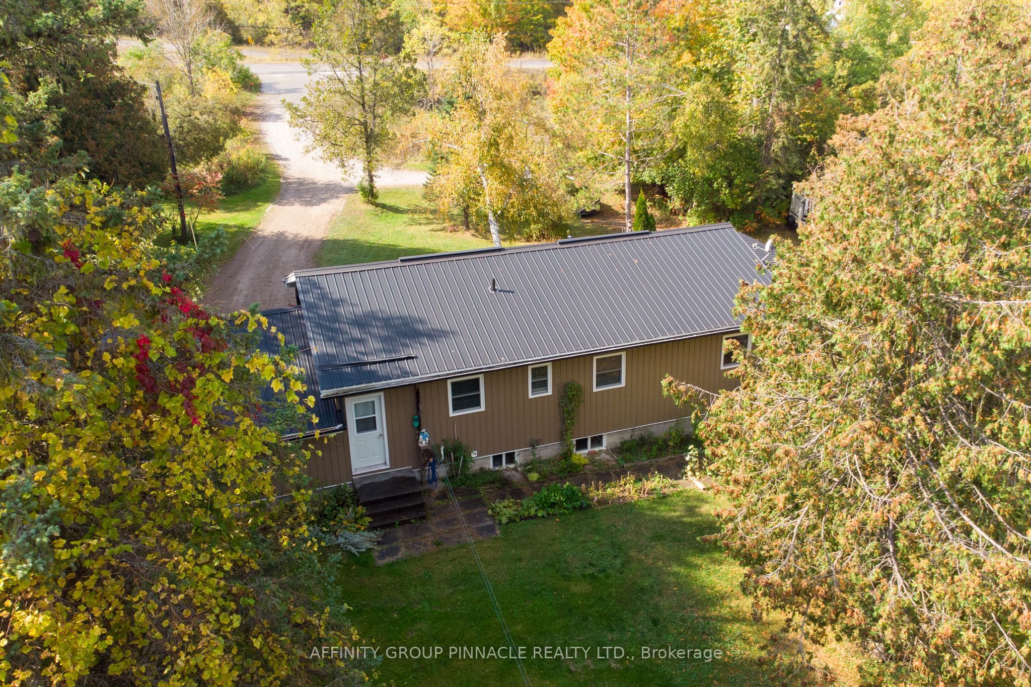 5666 35 Highway Property Photo 28