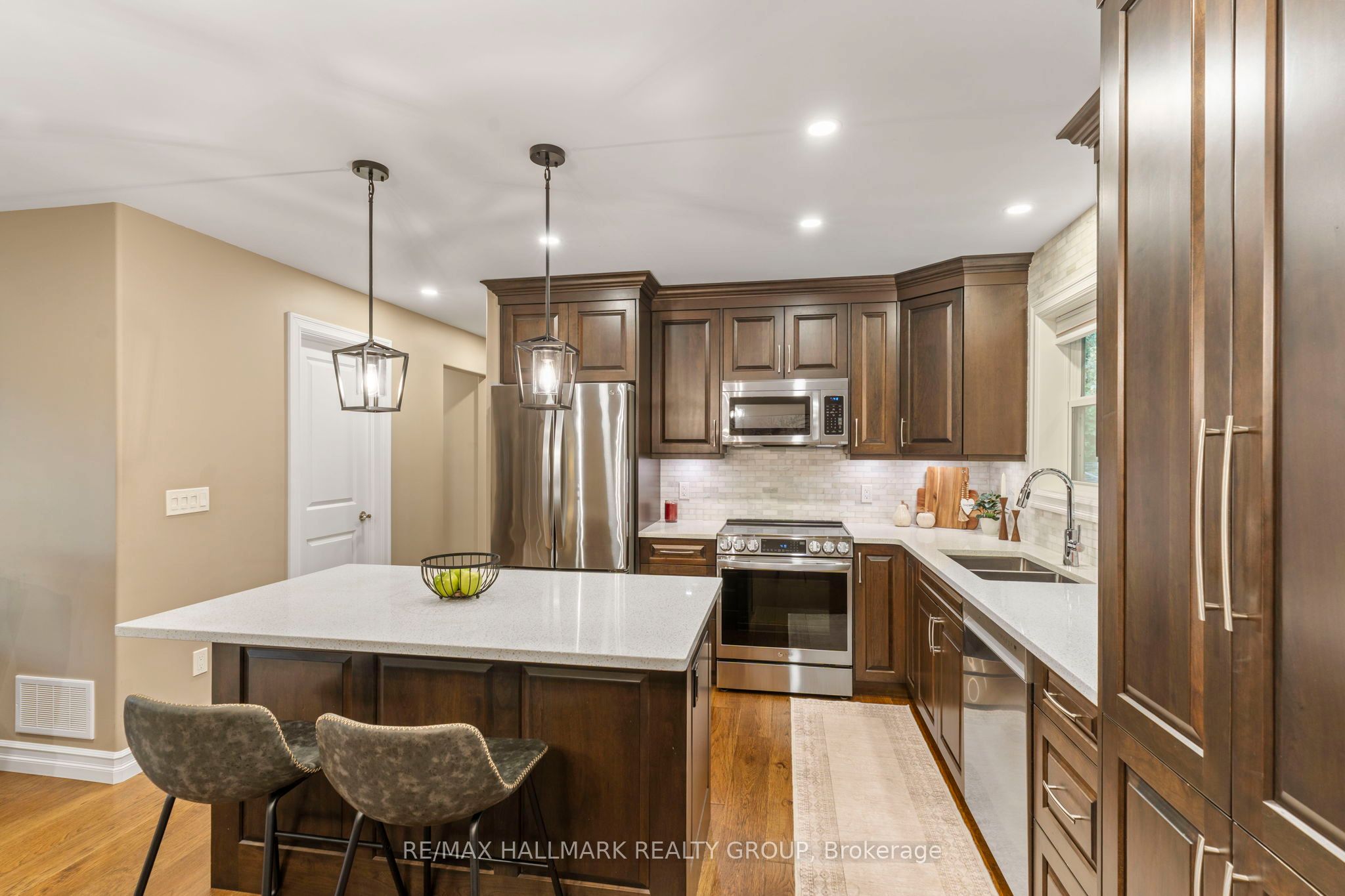 9167 Branch Road Property Photo 9