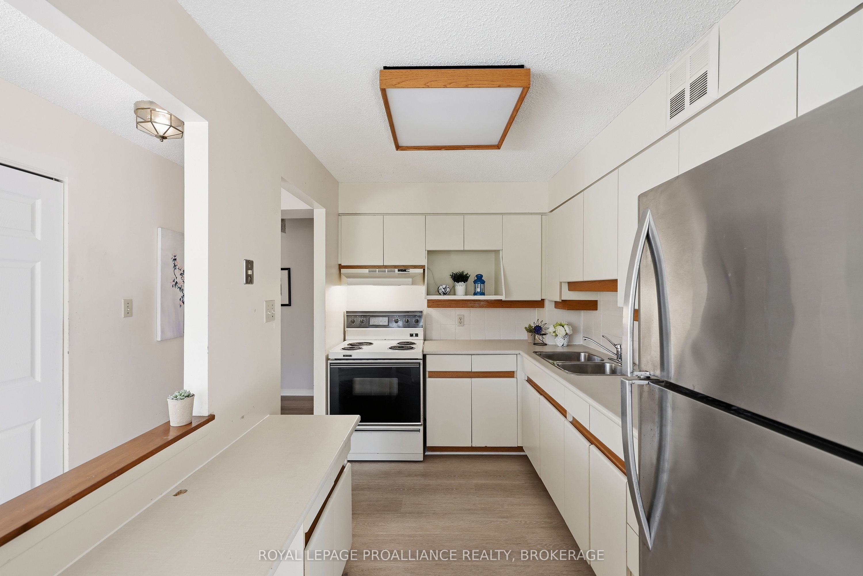 115 Barrett Court 406 Property Photo 18