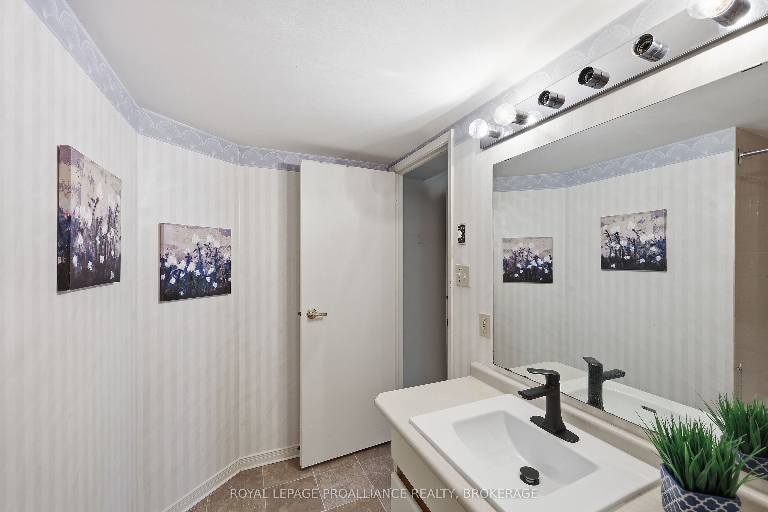 115 Barrett Court 406 Property Photo 34