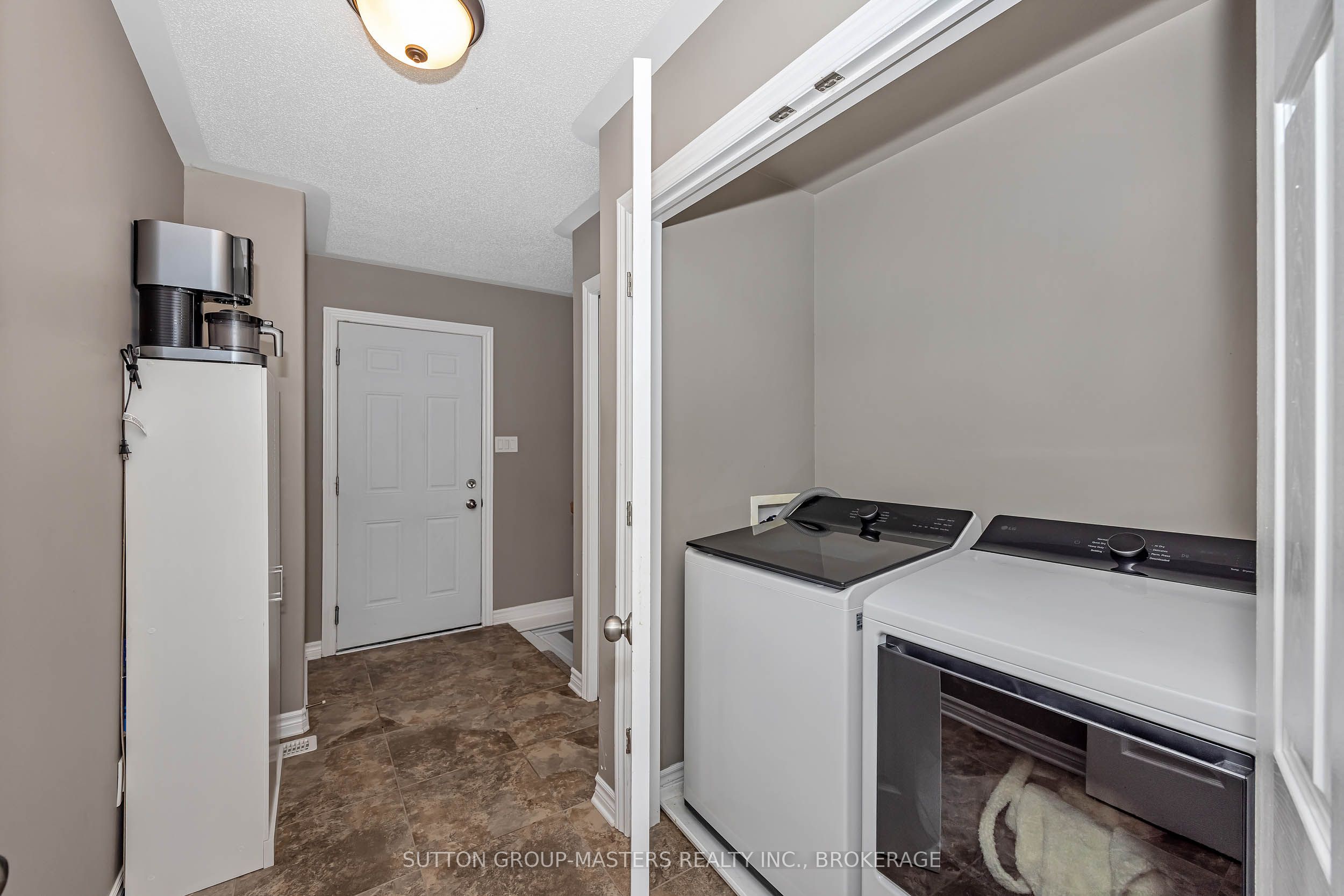 257 Starlight Place Property Photo 27