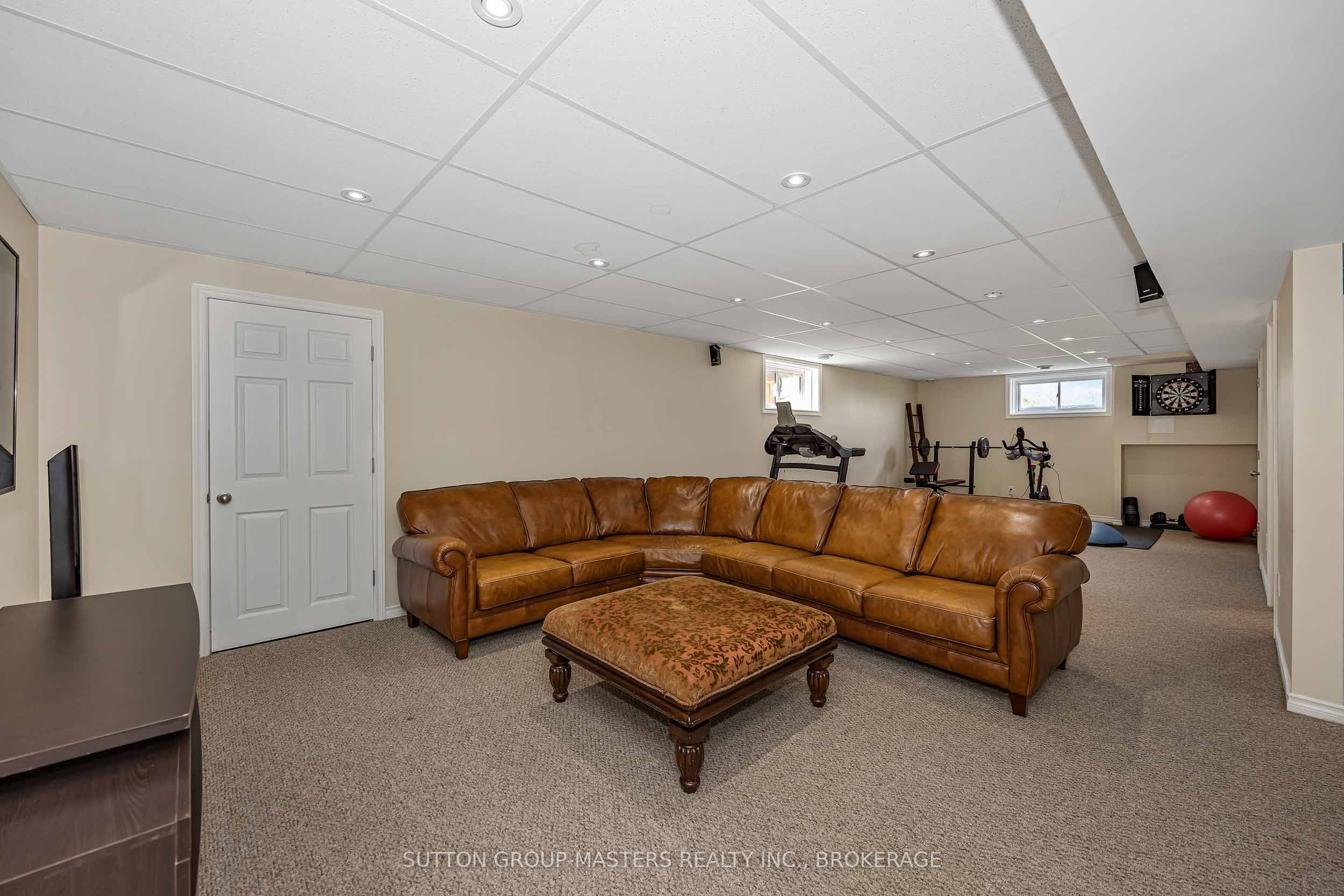 257 Starlight Place Property Photo 32