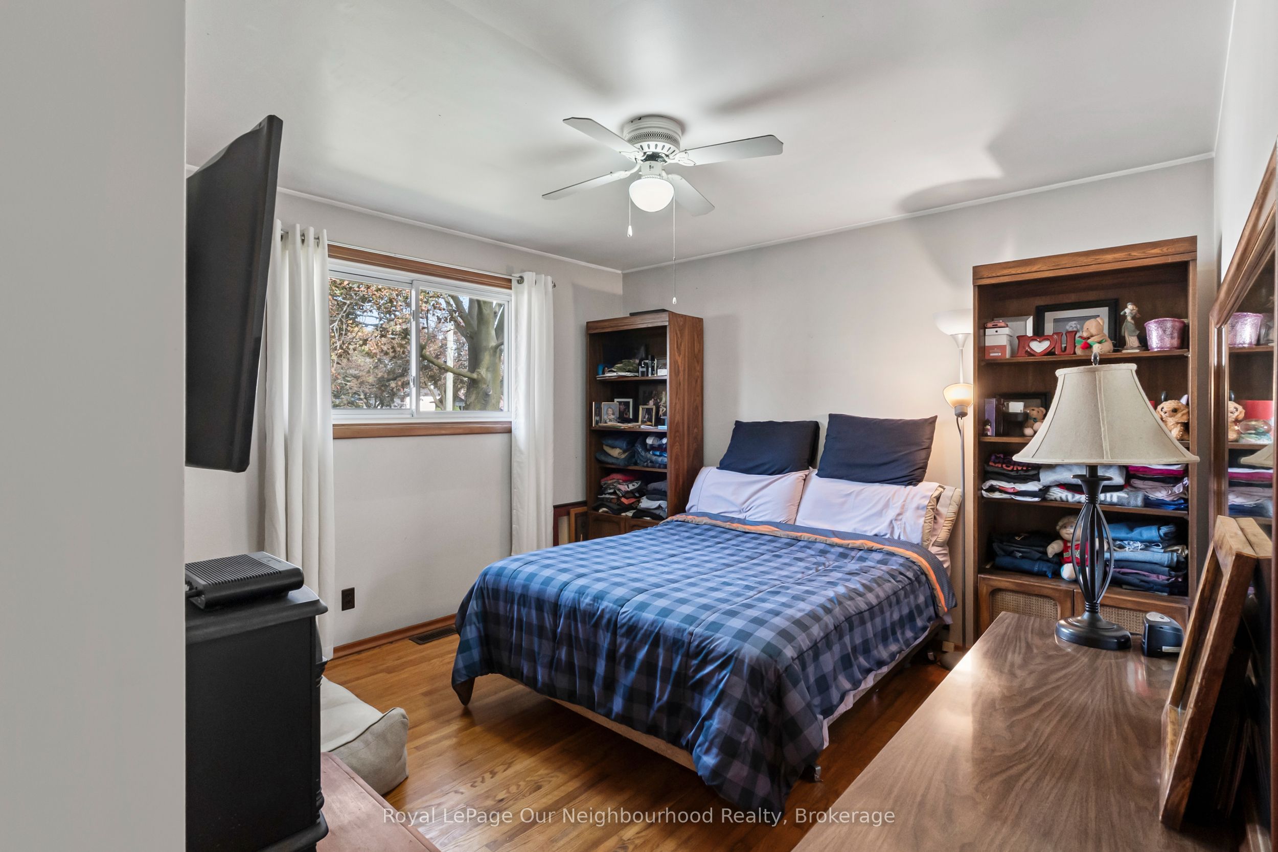 546 Burwash Street Property Photo 10