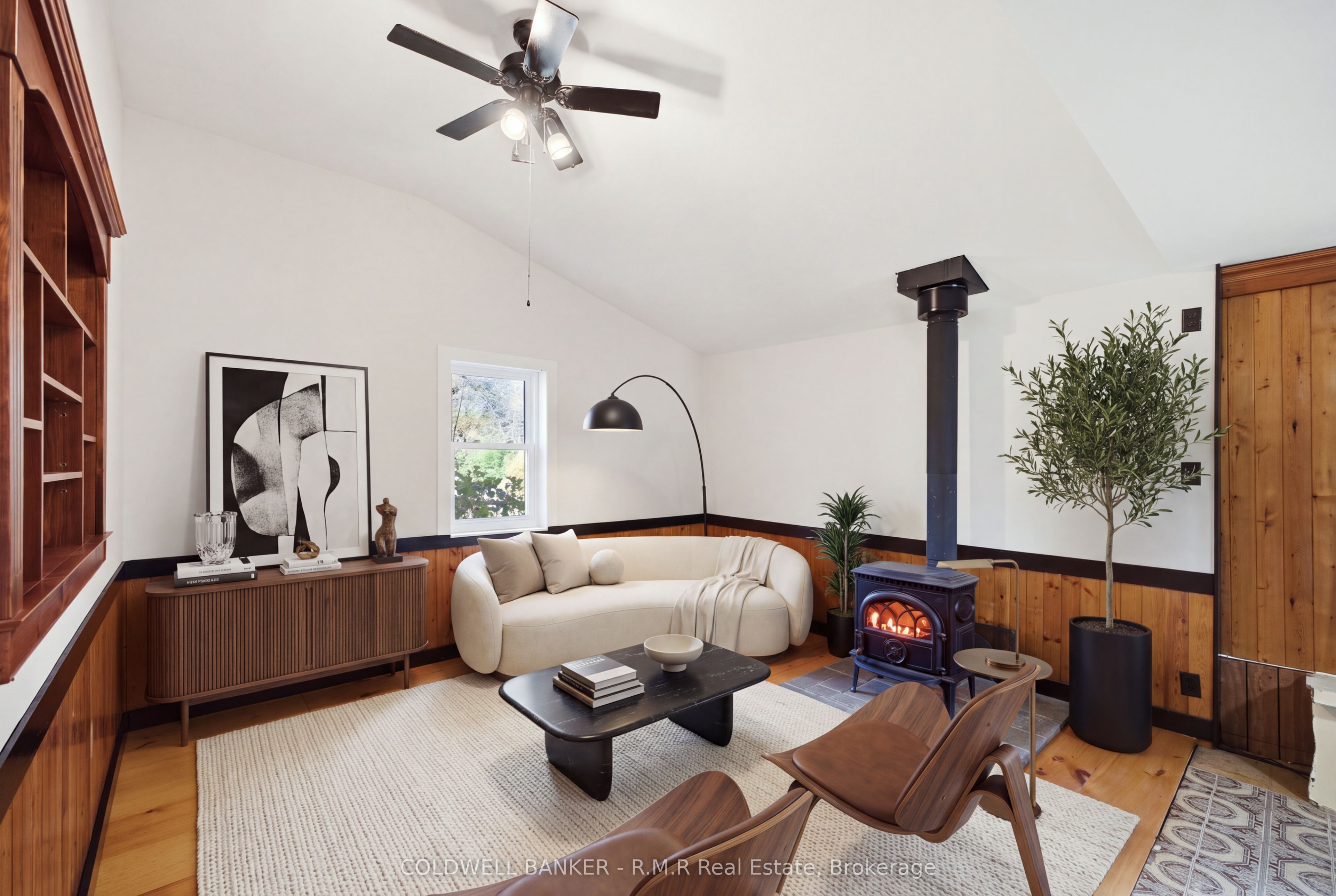 10 Church Street Property Photo 3