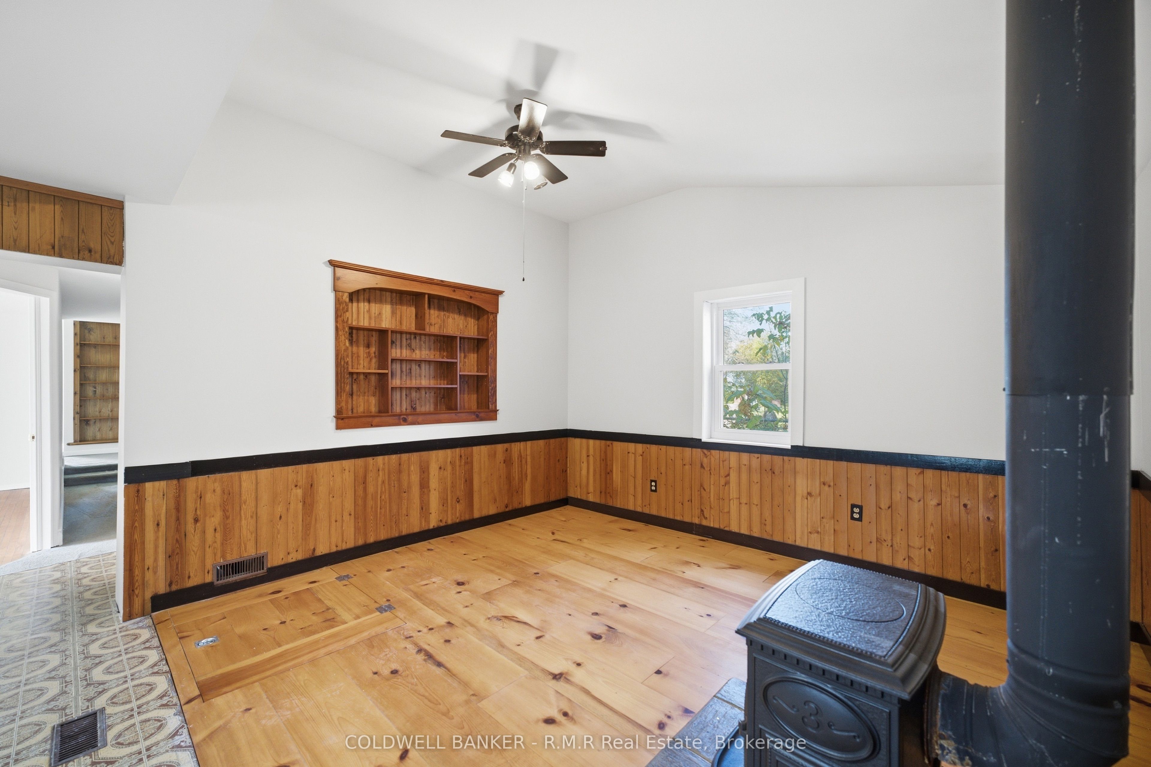 10 Church Street Property Photo 4