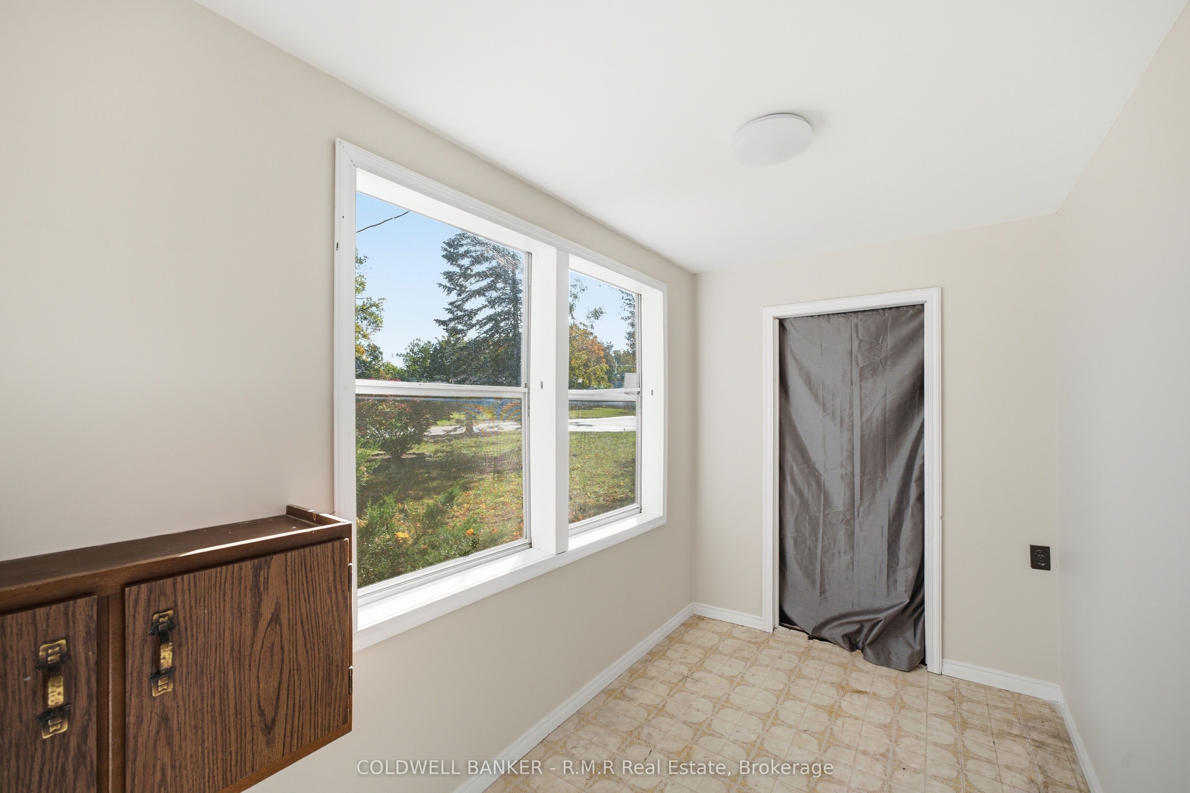 10 Church Street Property Photo 26
