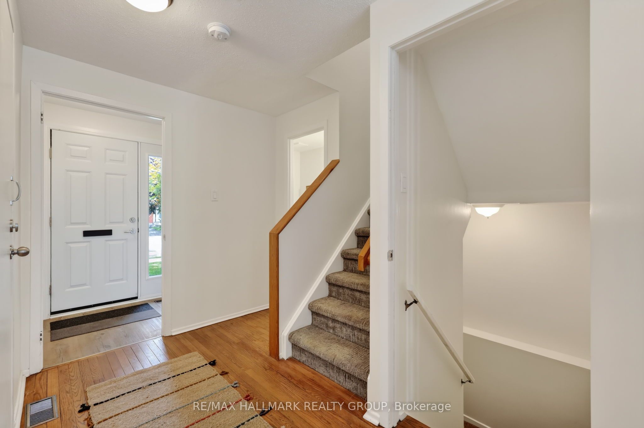 1086 Barwell Avenue Property Photo 5