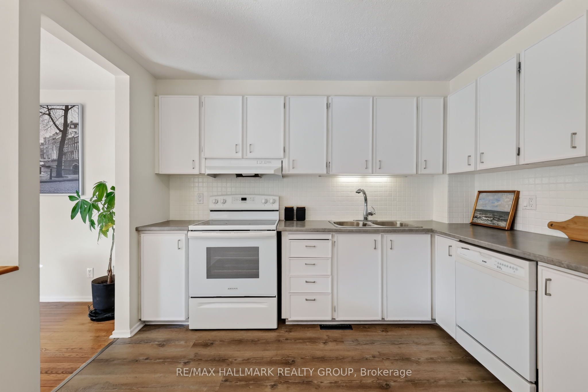 1086 Barwell Avenue Property Photo 18
