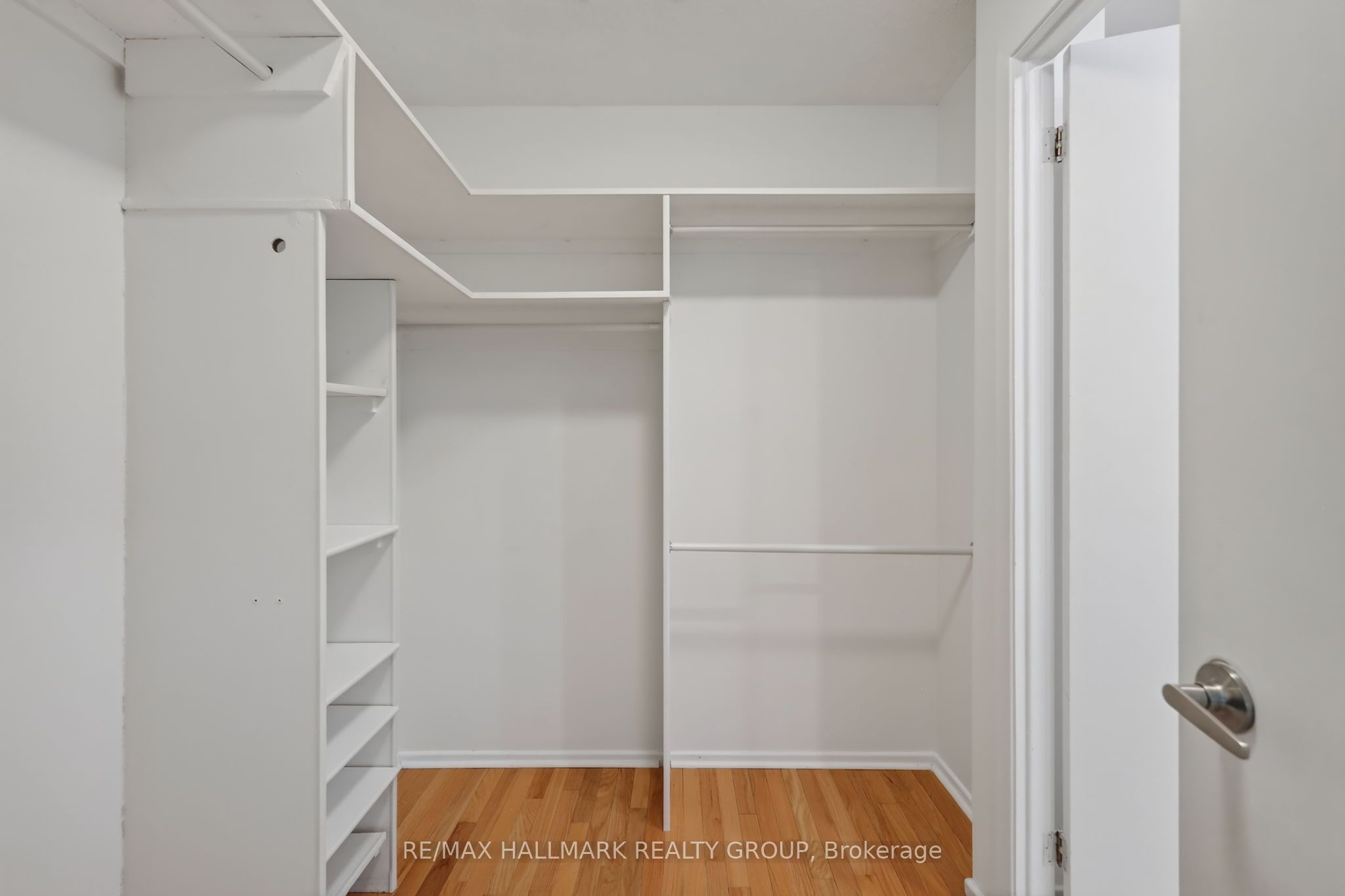 1086 Barwell Avenue Property Photo 23