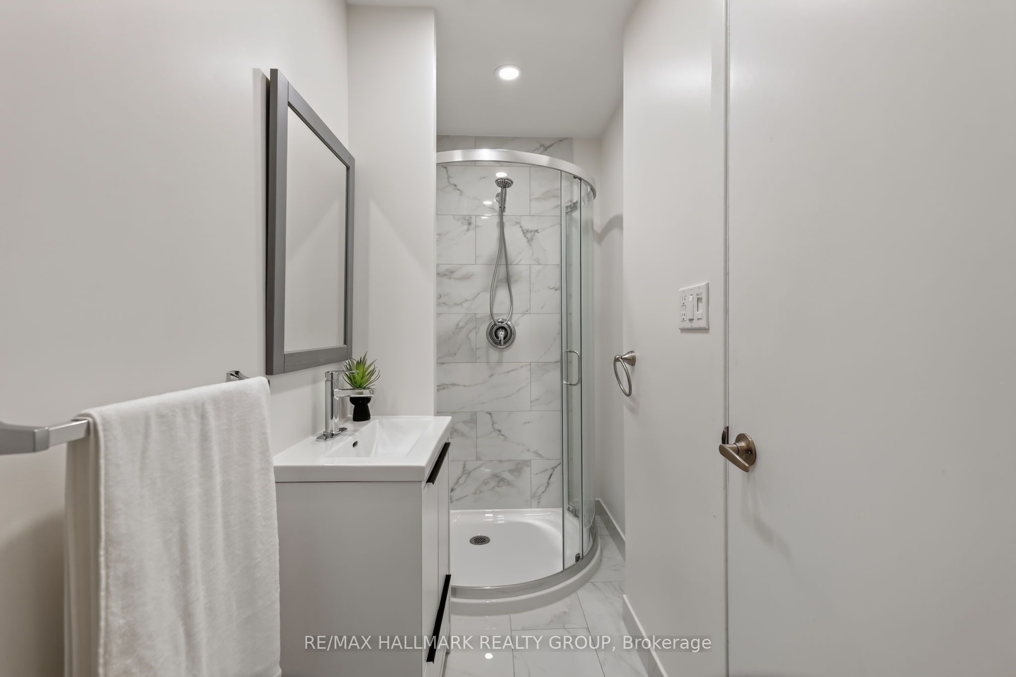 1086 Barwell Avenue Property Photo 24