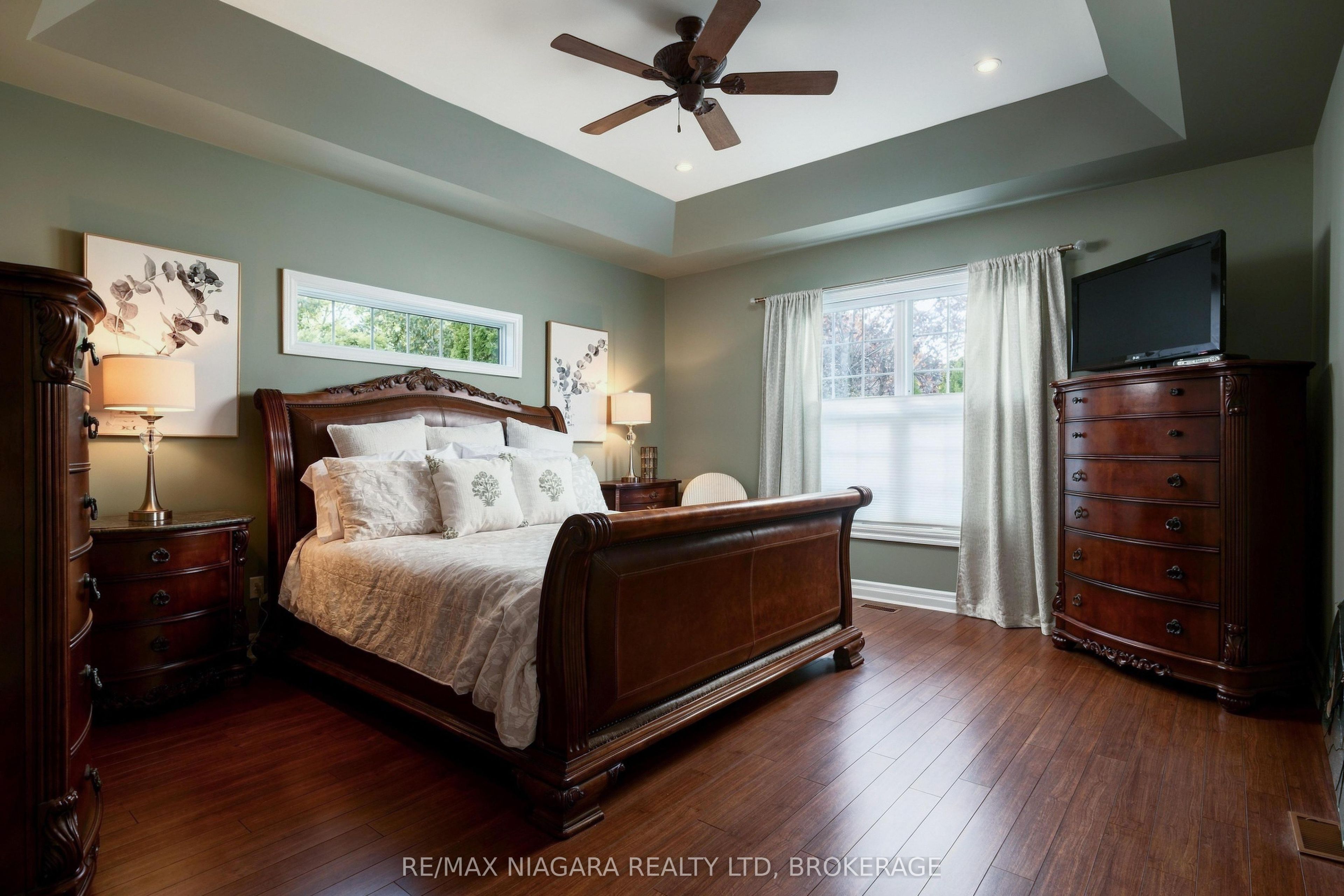 655 Charlotte Street Property Photo 16
