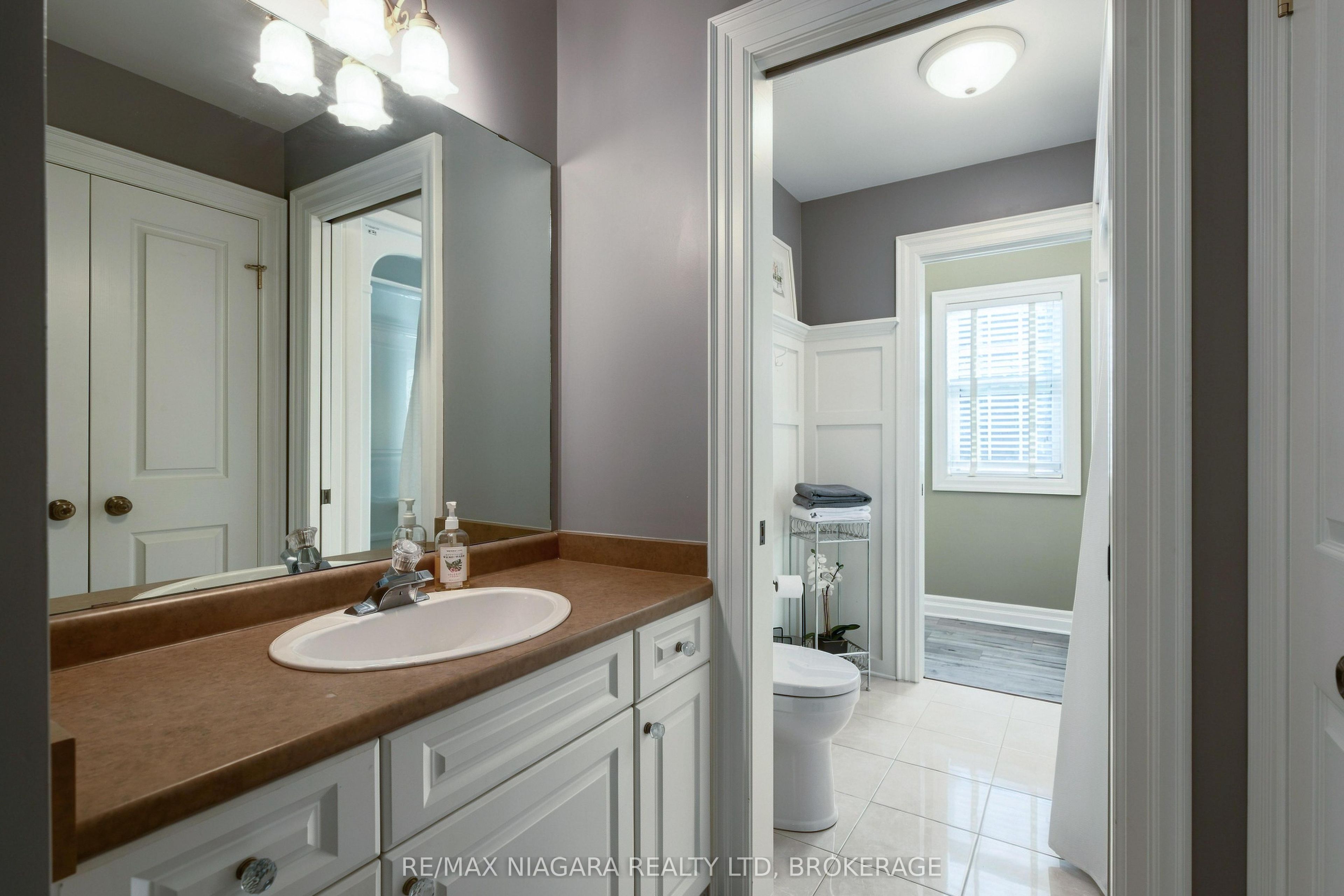 655 Charlotte Street Property Photo 27