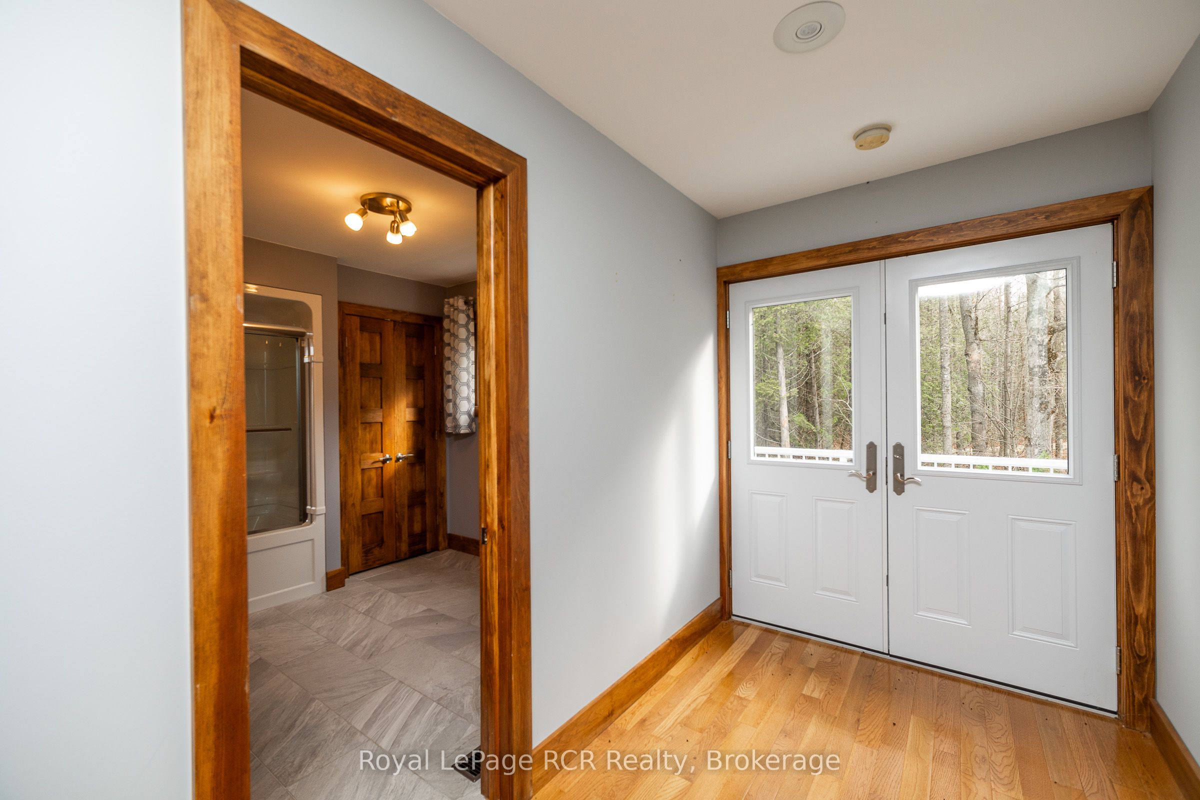 123 Lakeview Road Property Photo 22