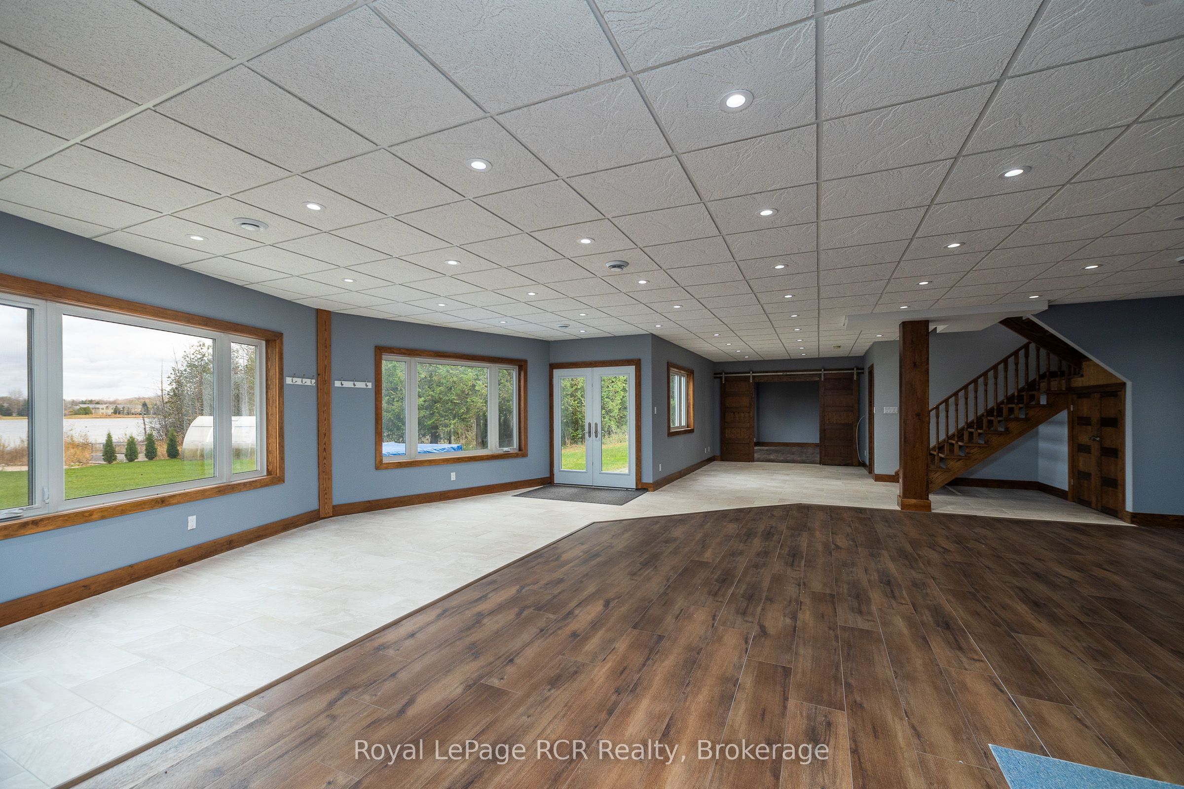 123 Lakeview Road Property Photo 25