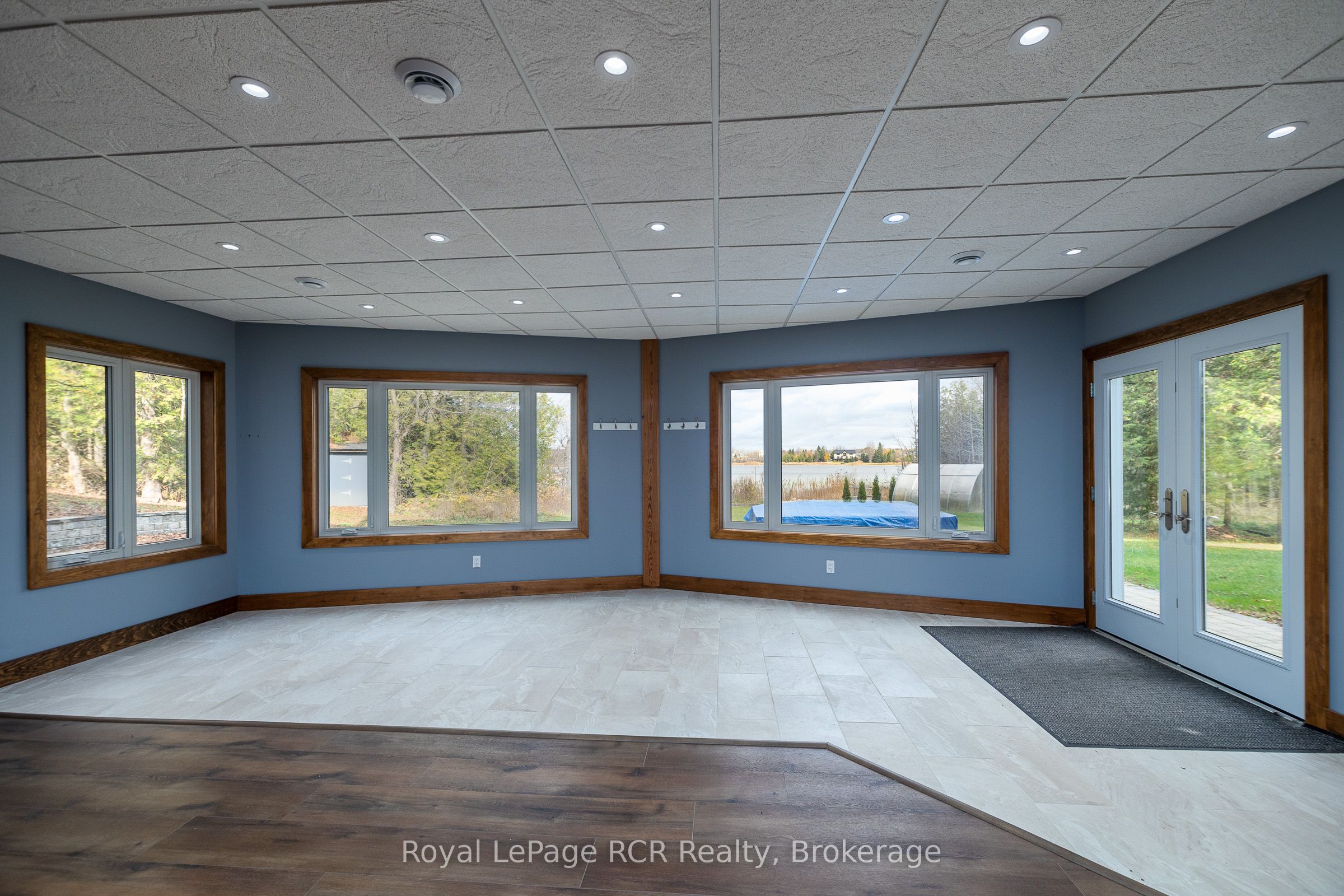 123 Lakeview Road Property Photo 29