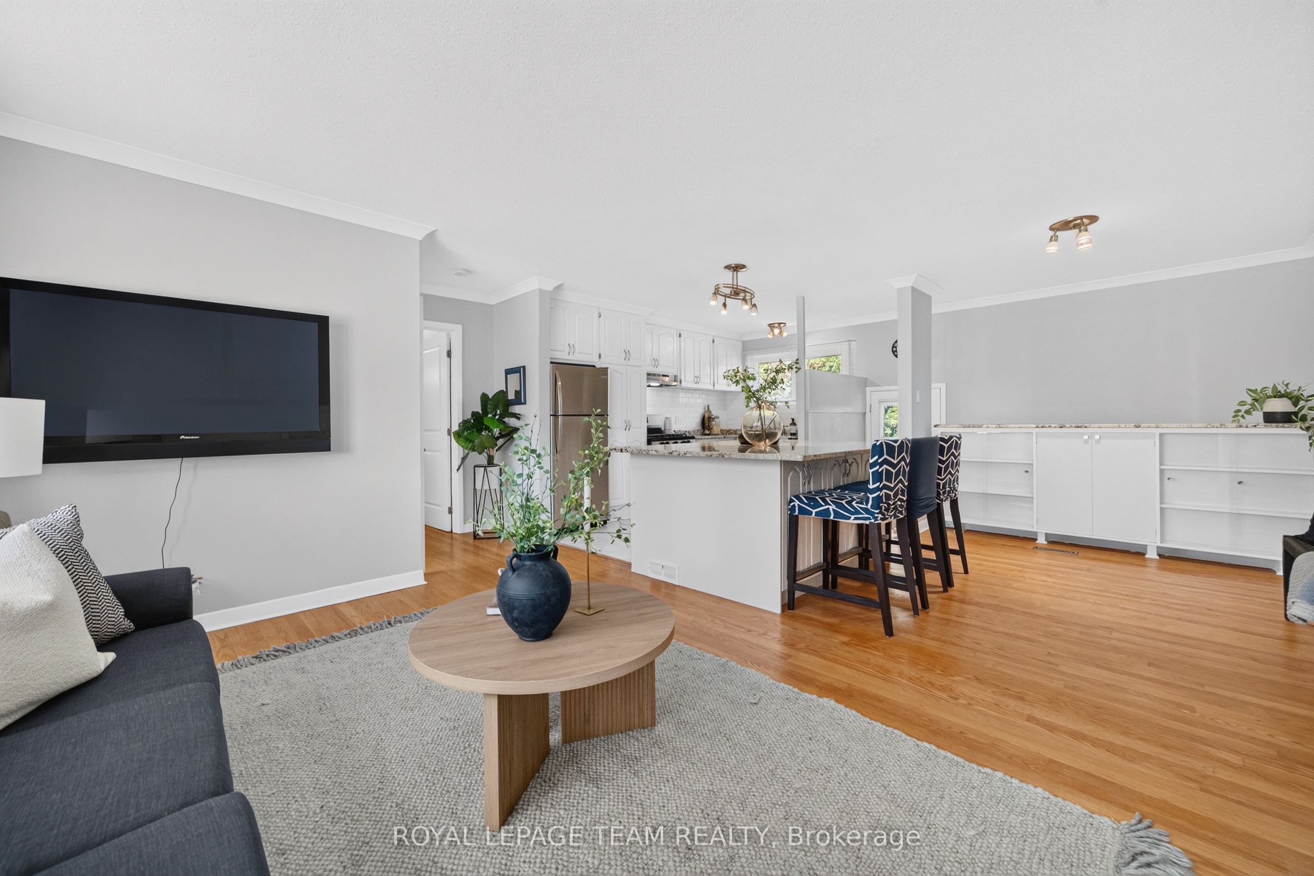 21 Elterwater Avenue Property Photo 8