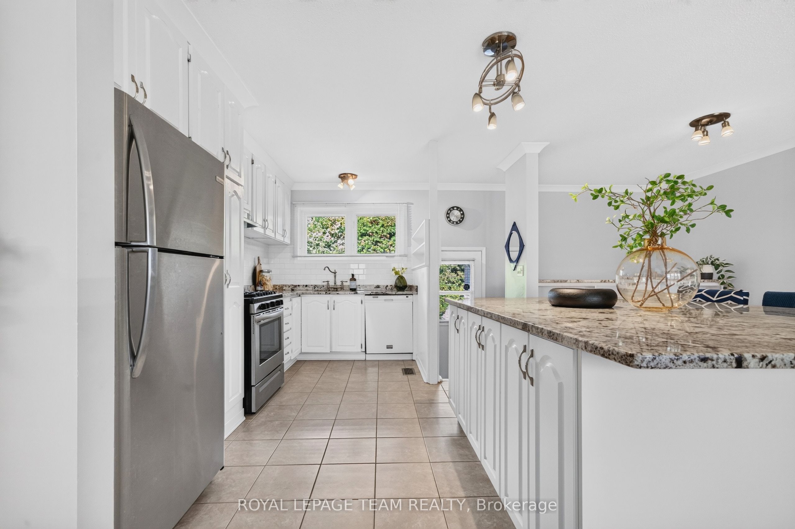 21 Elterwater Avenue Property Photo 13