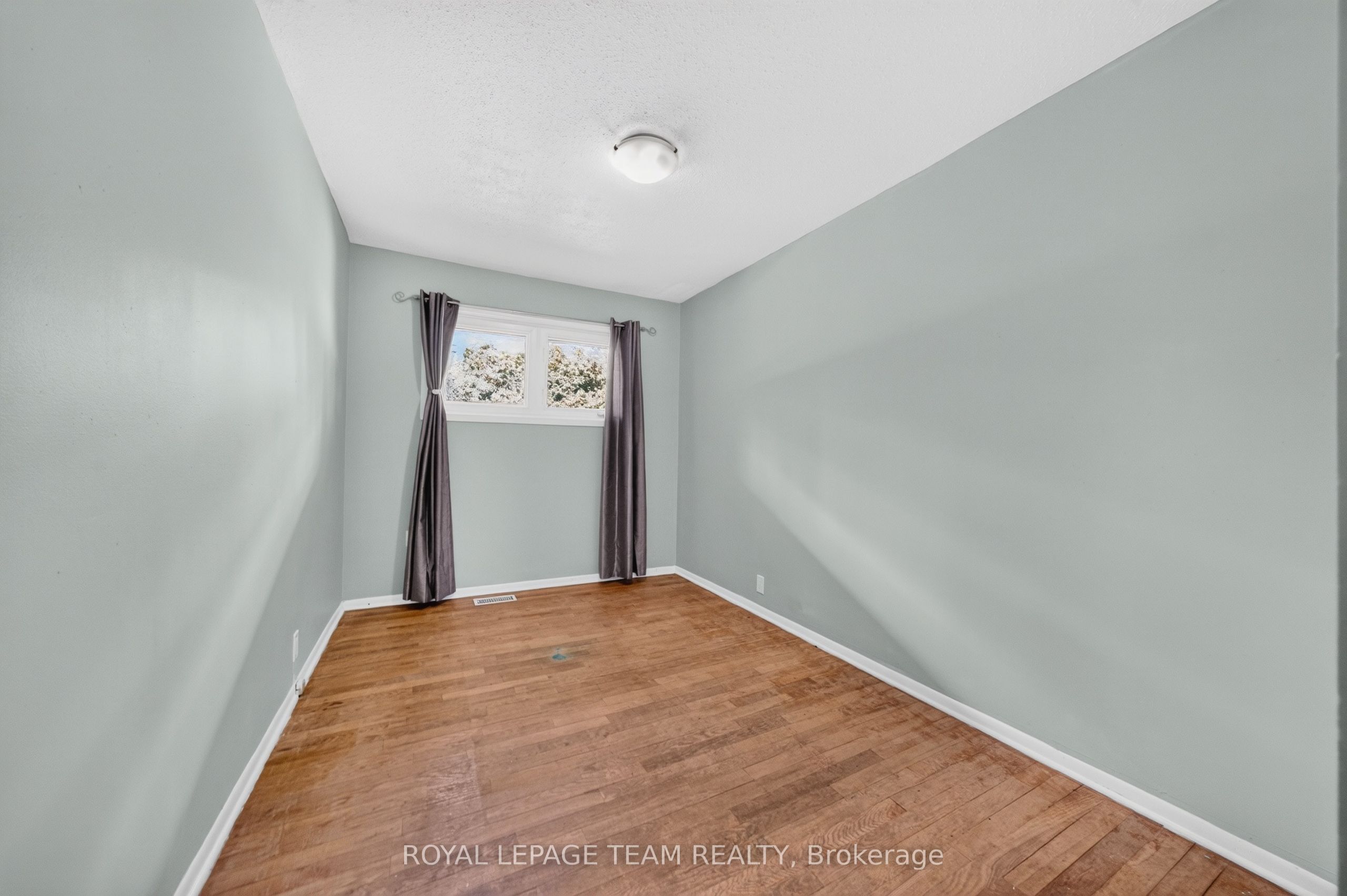 21 Elterwater Avenue Property Photo 20