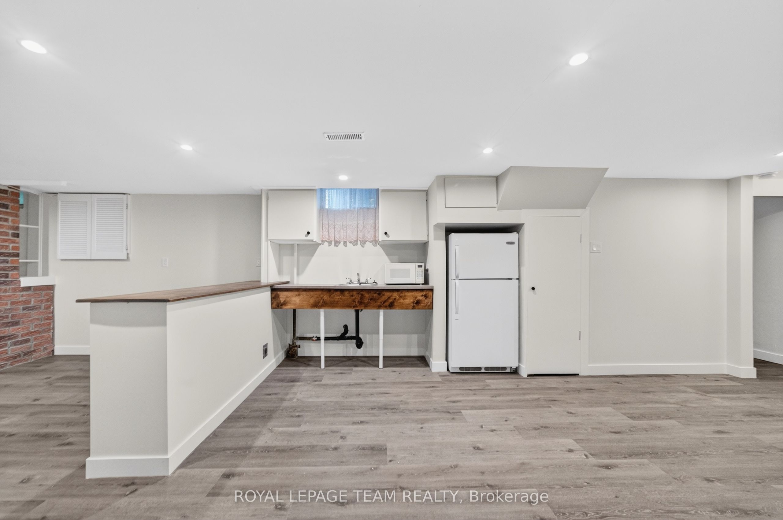 21 Elterwater Avenue Property Photo 24
