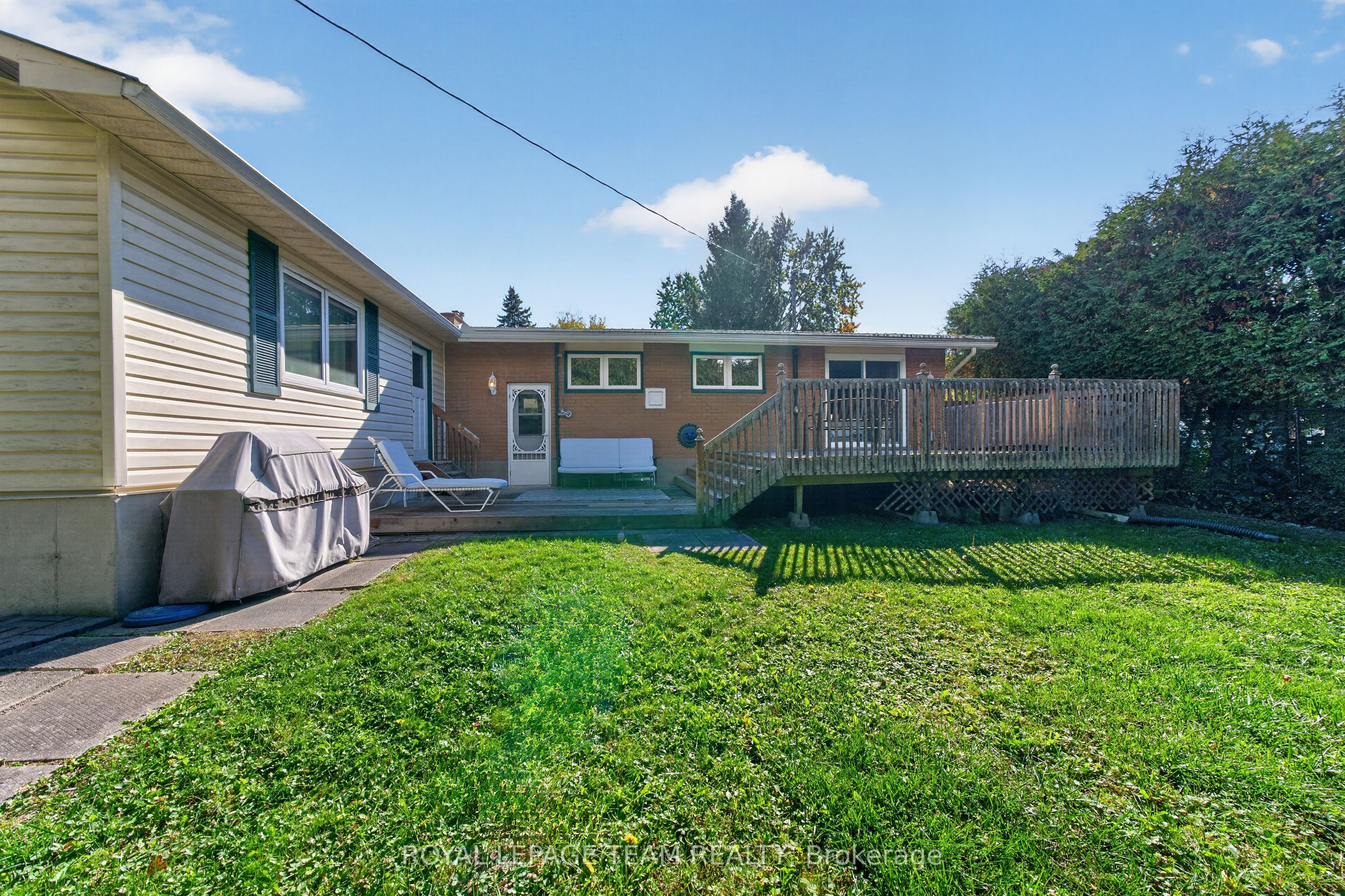 21 Elterwater Avenue Property Photo 30