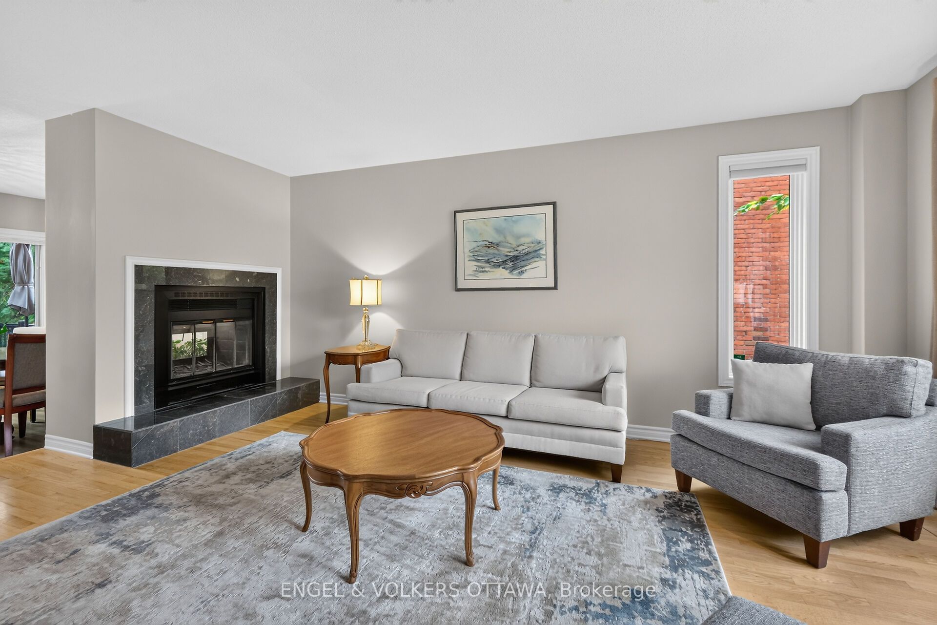 628 Byron Avenue Property Photo 8