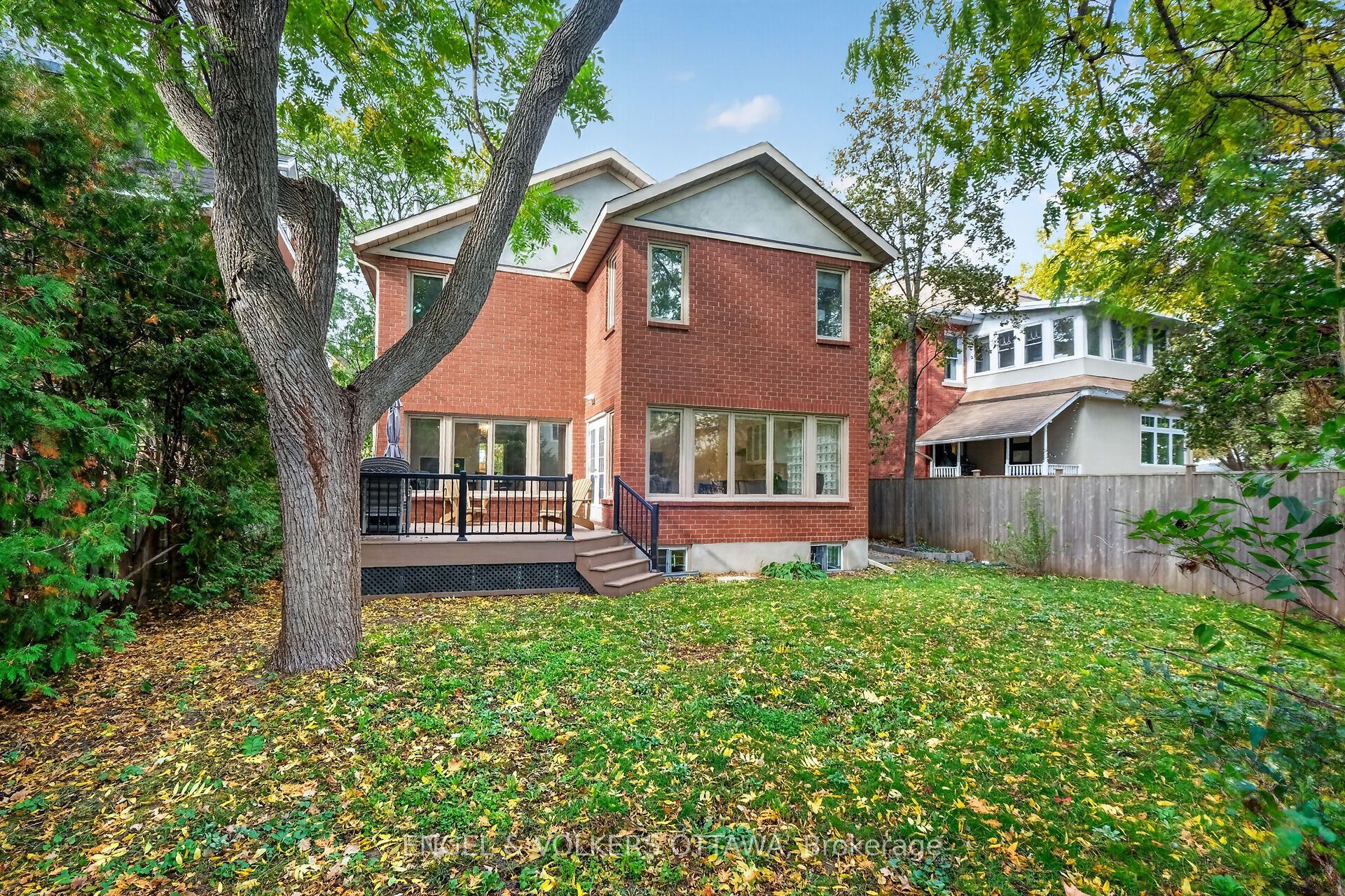 628 Byron Avenue Property Photo 43
