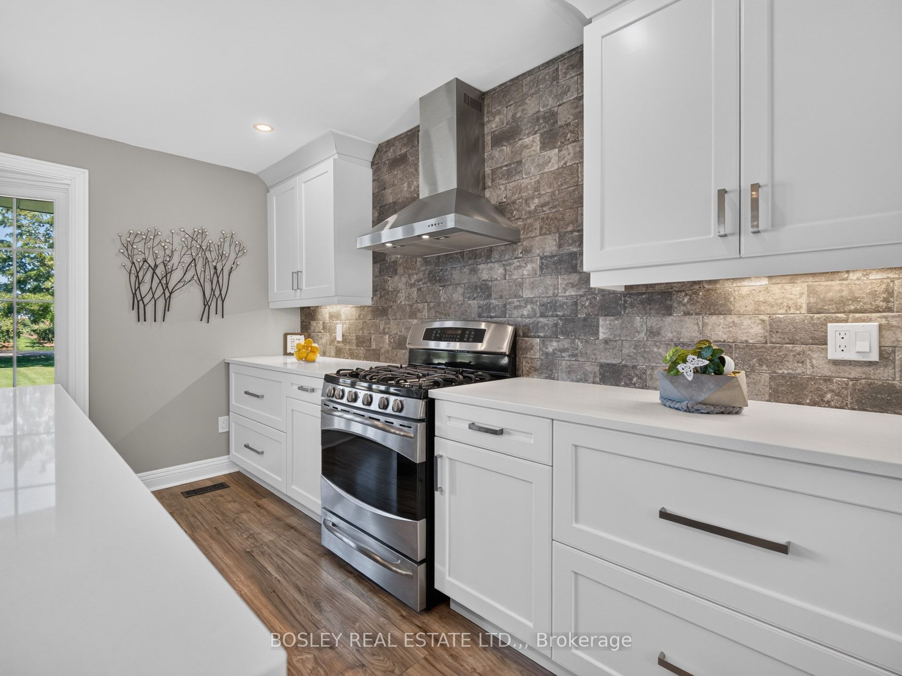 1676 Second Avenue Property Photo 12