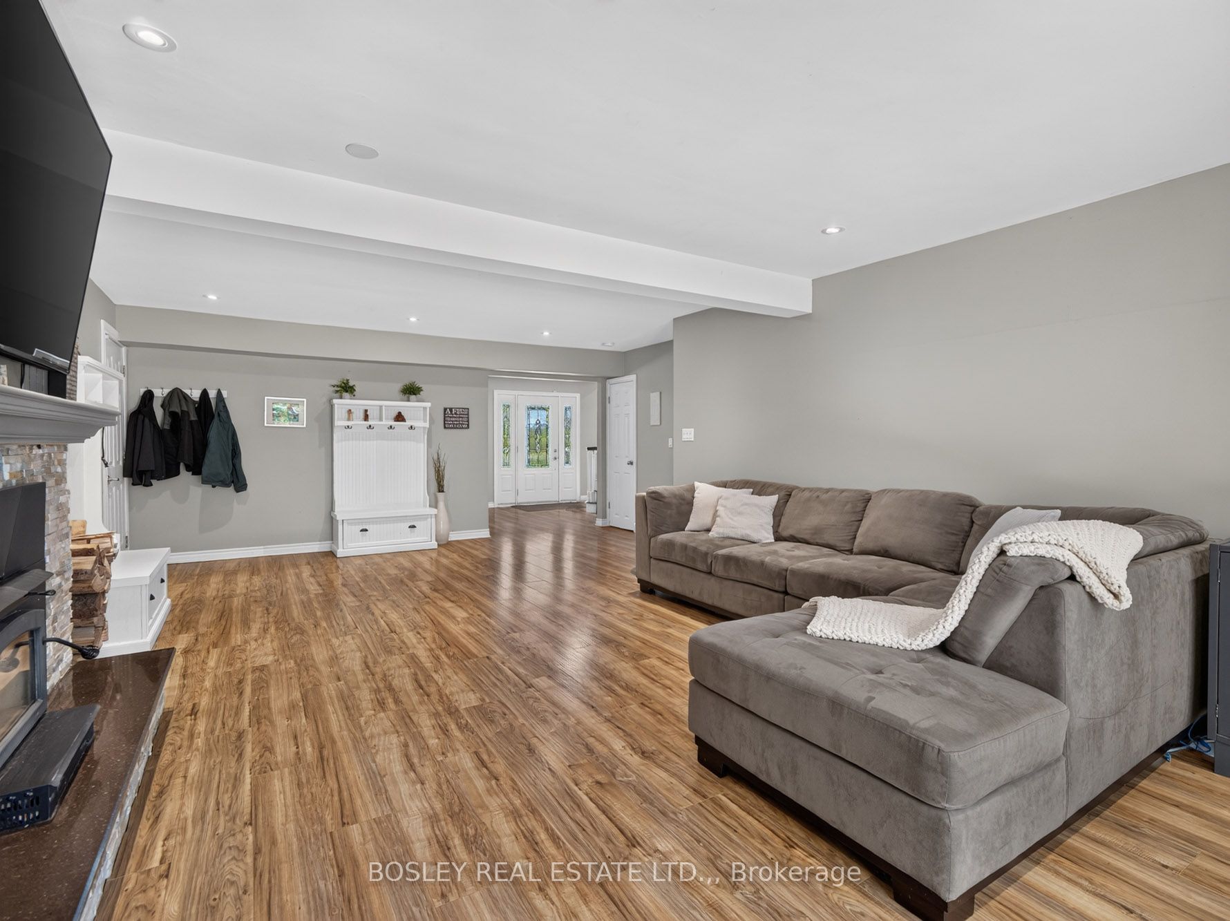1676 Second Avenue Property Photo 17