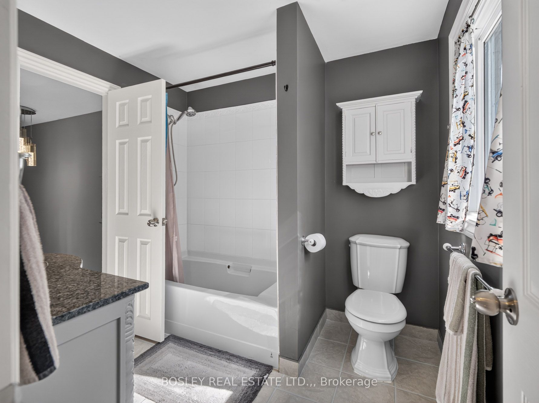 1676 Second Avenue Property Photo 30