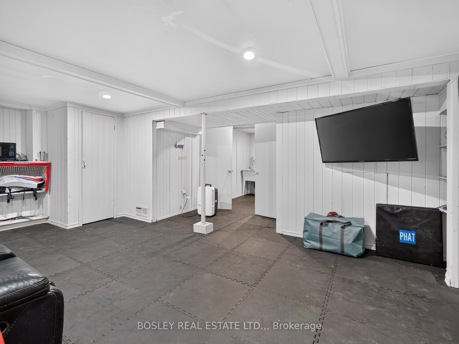 1676 Second Avenue Property Photo 31