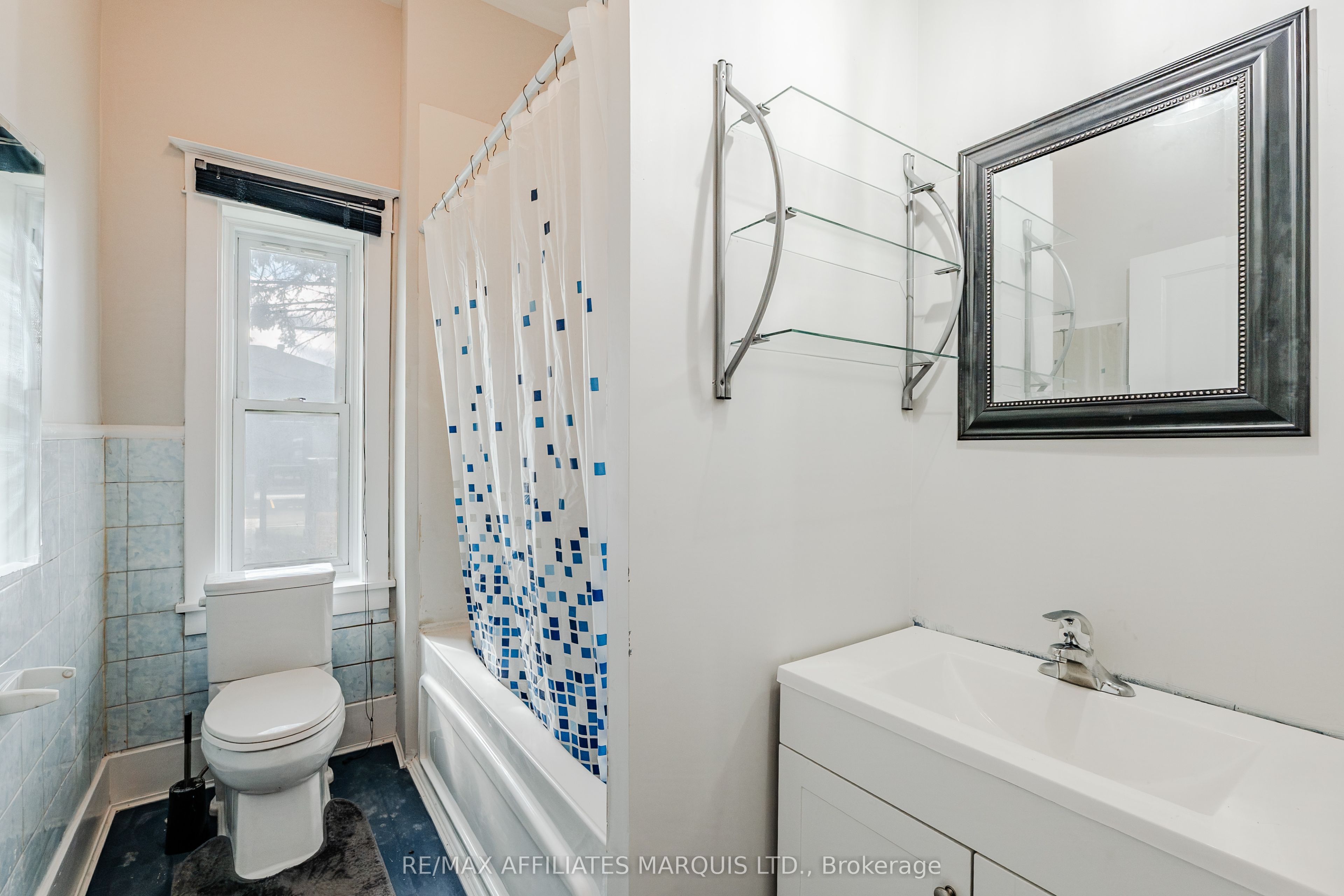 8 Mechanic Street W Property Photo 18