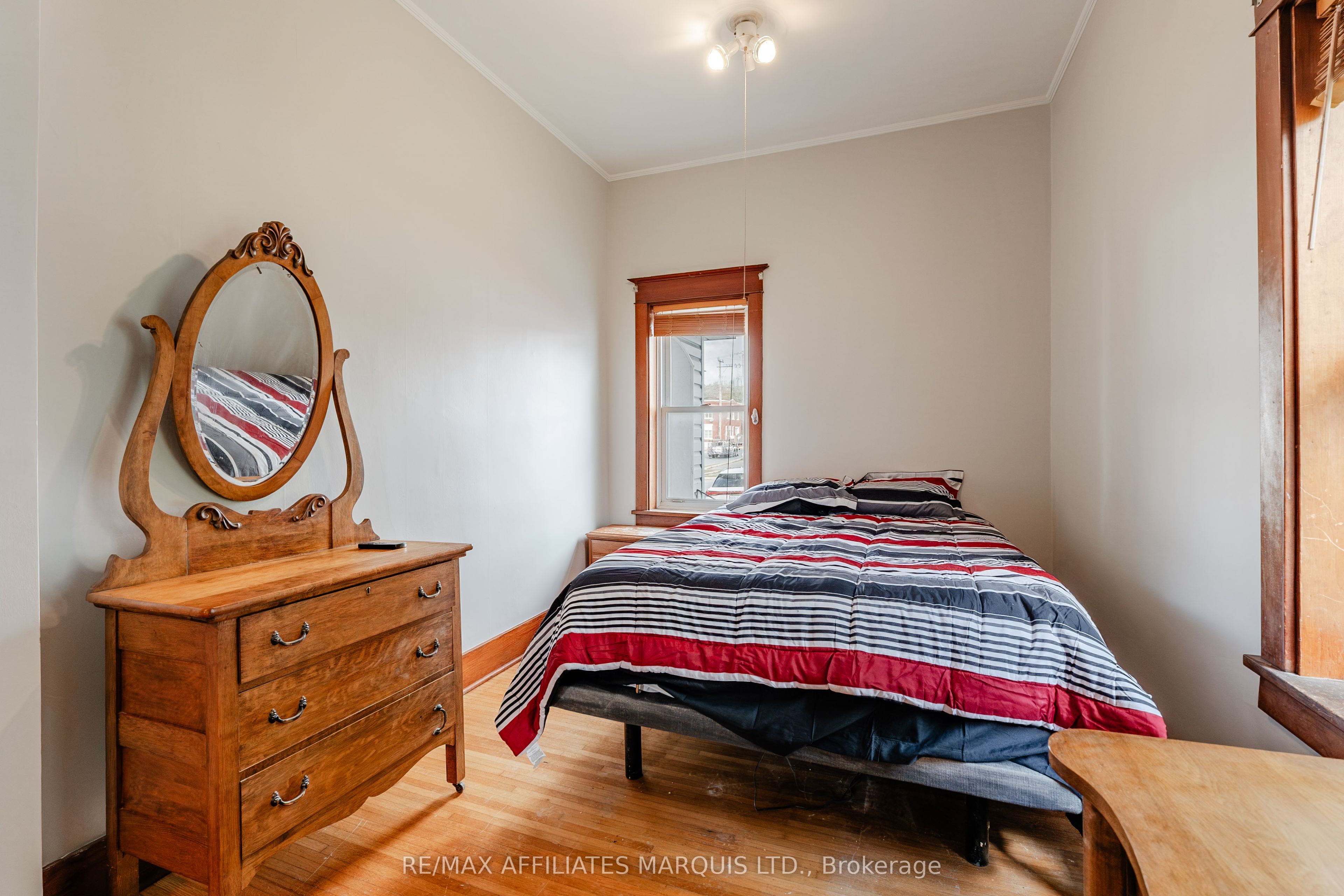 8 Mechanic Street W Property Photo 21