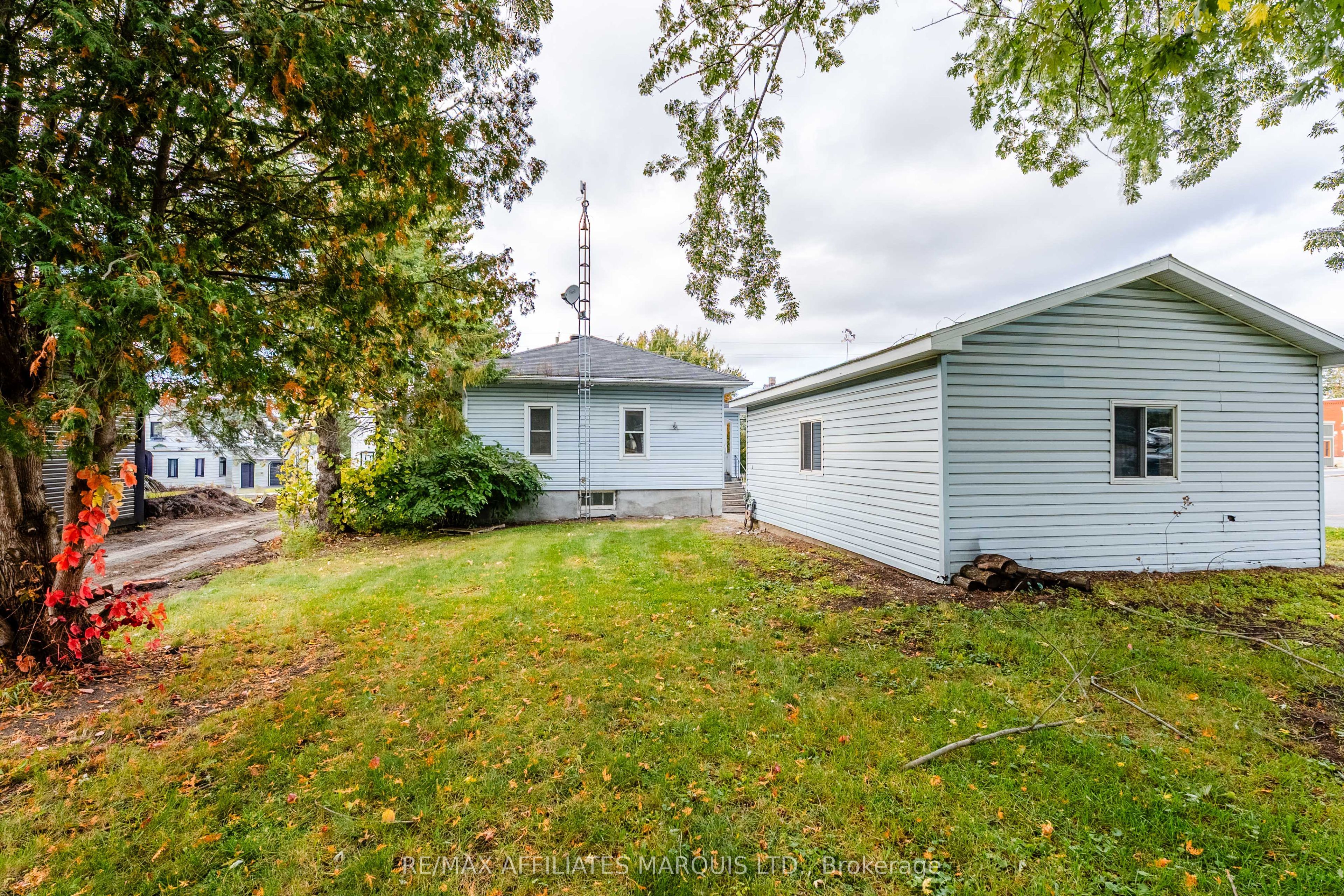8 Mechanic Street W Property Photo 30