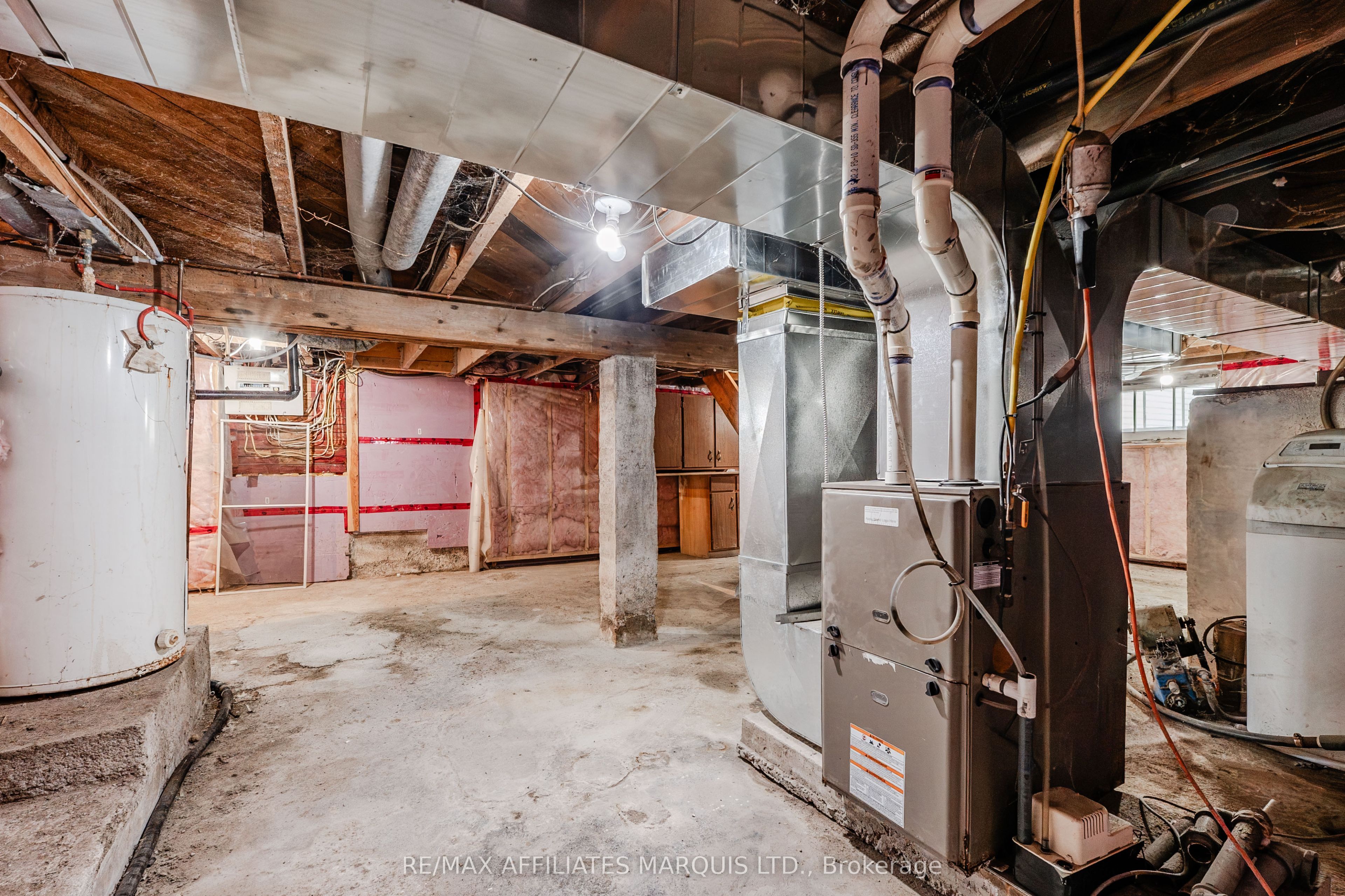 8 Mechanic Street W Property Photo 34