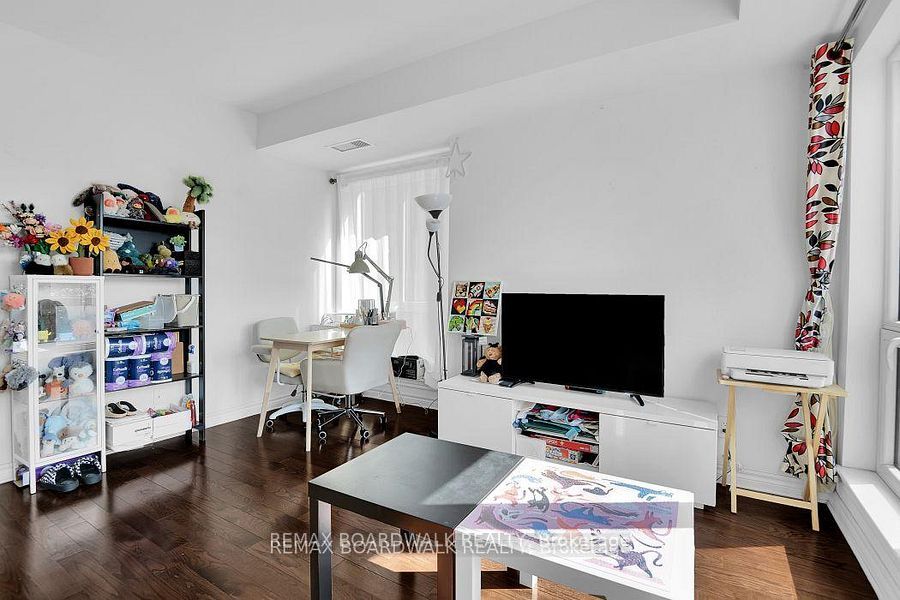 234 Rideau Street 408 Property Photo 14