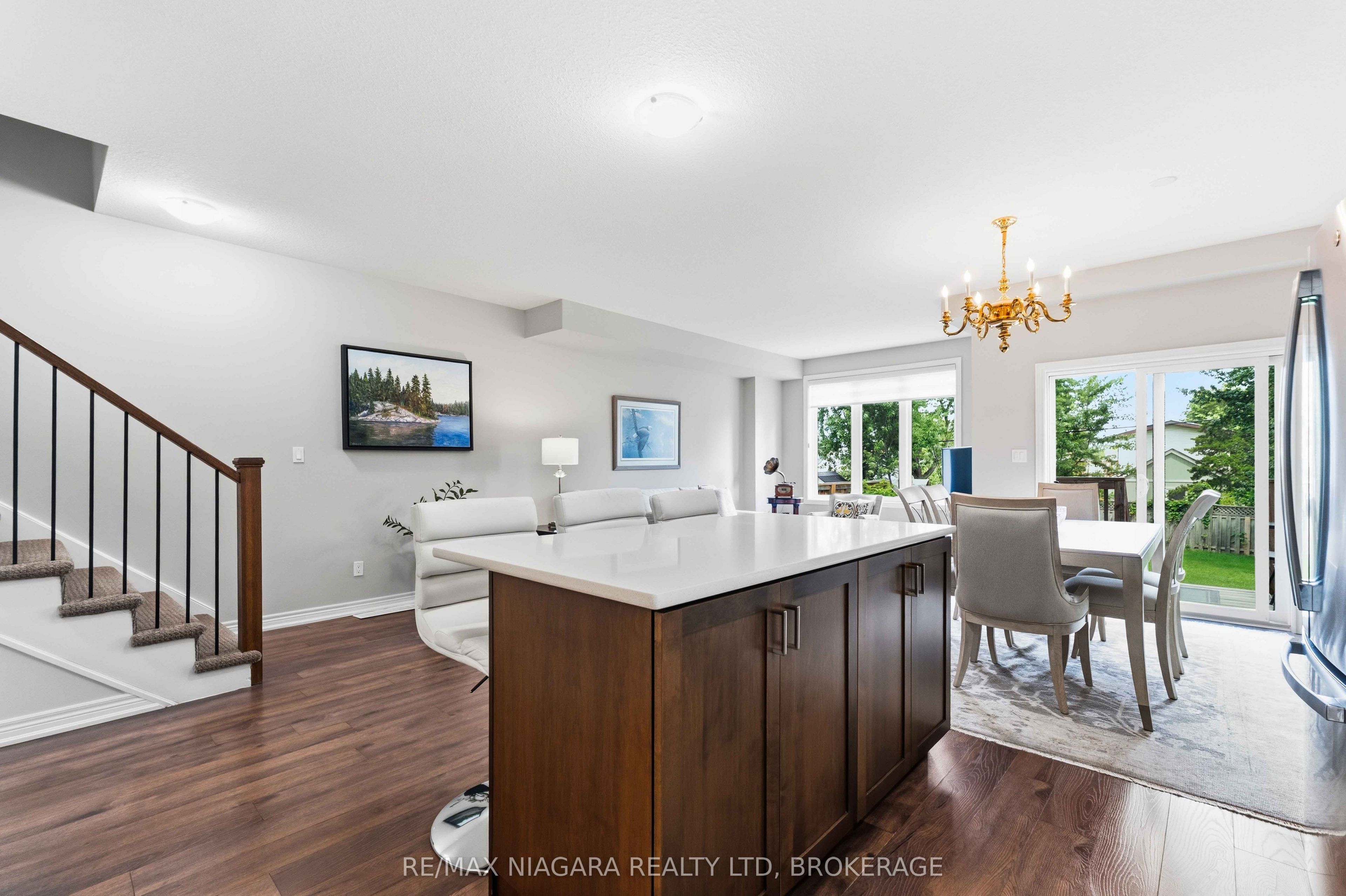 23b Bloomfield Avenue Property Photo 16