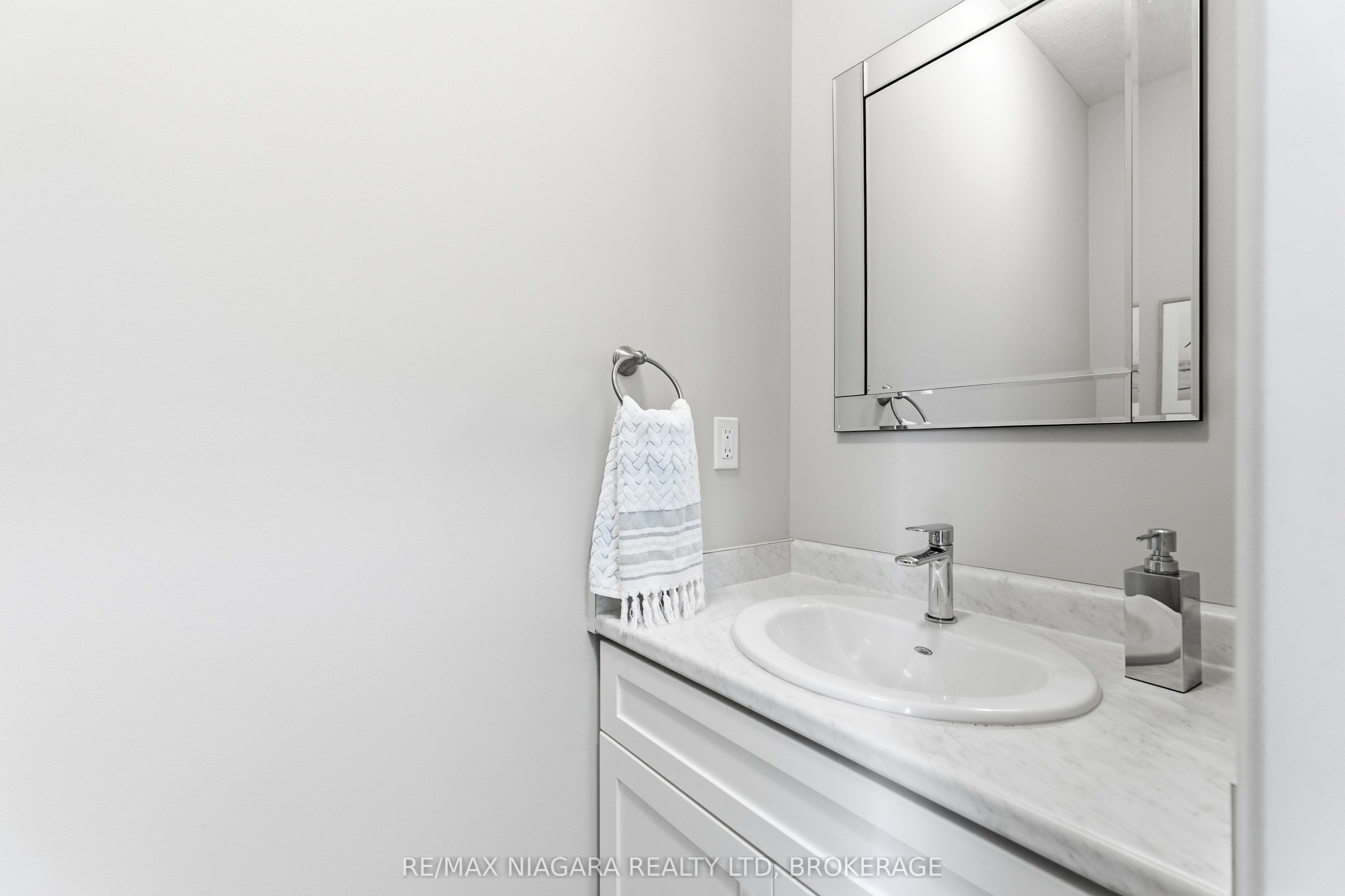 23b Bloomfield Avenue Property Photo 18