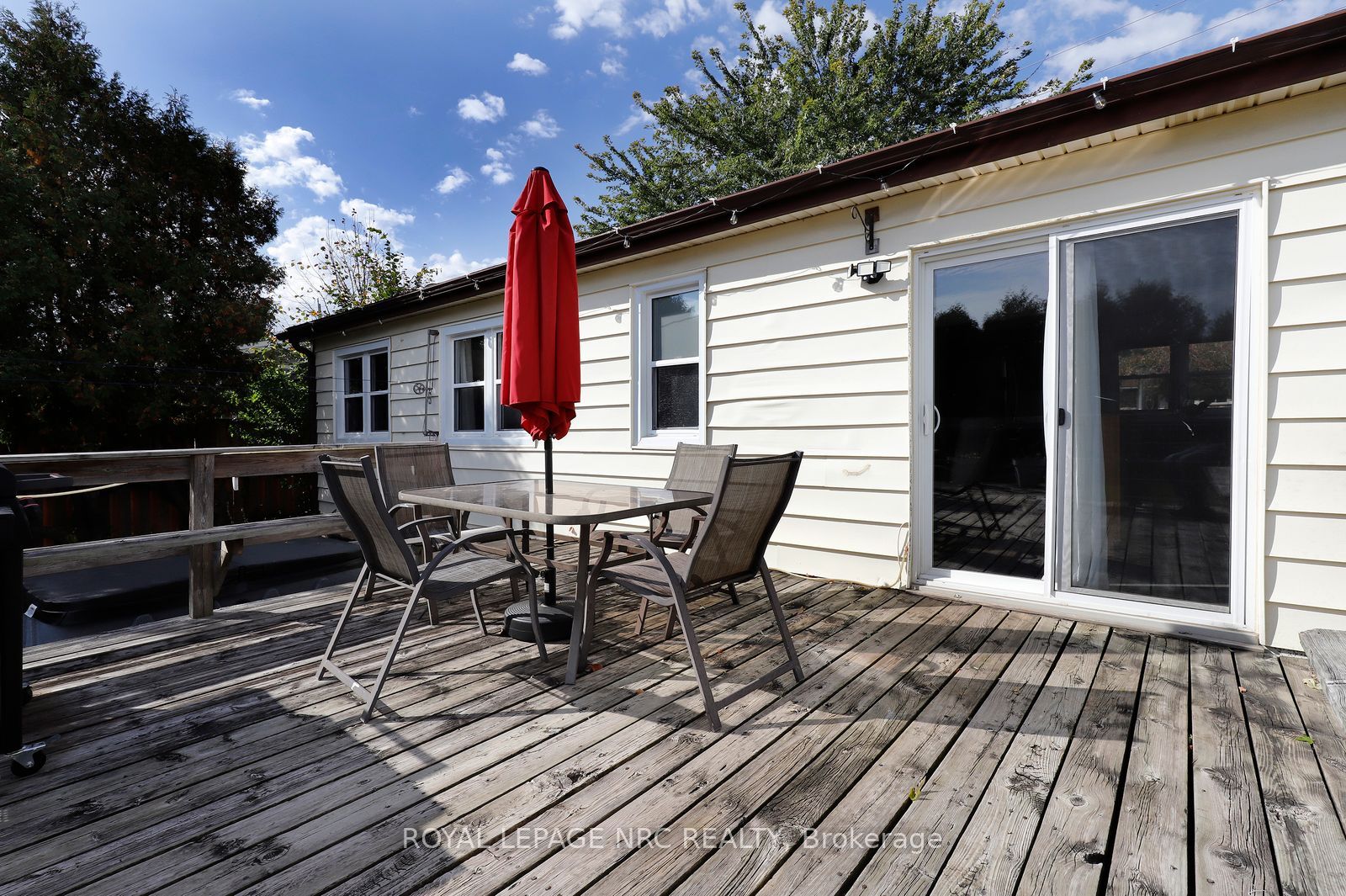 4553 Ontario Street Property Photo 31