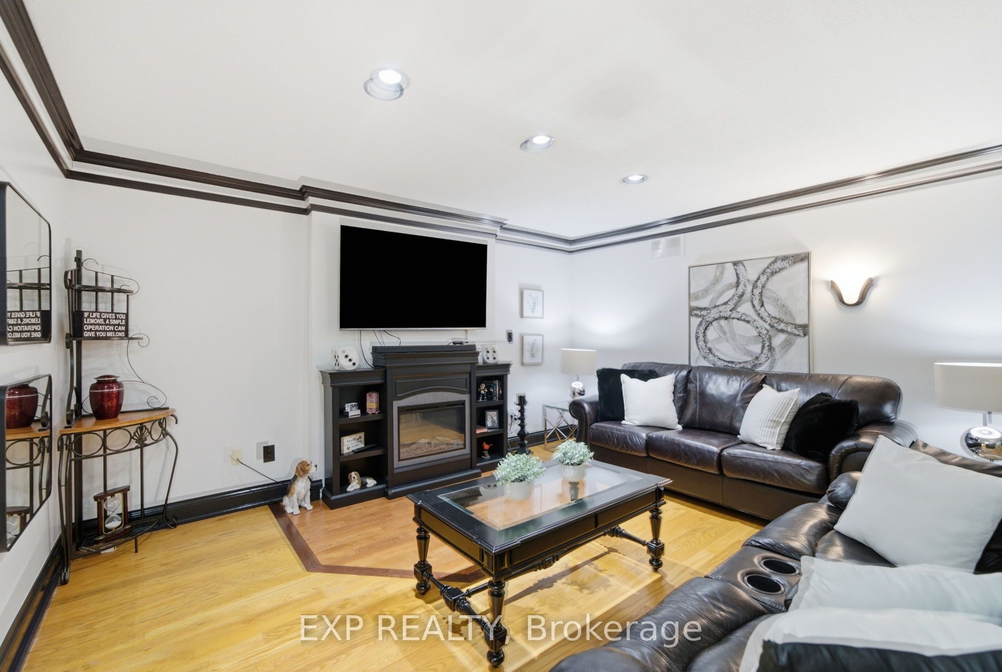 4 Flora Street Property Photo 9