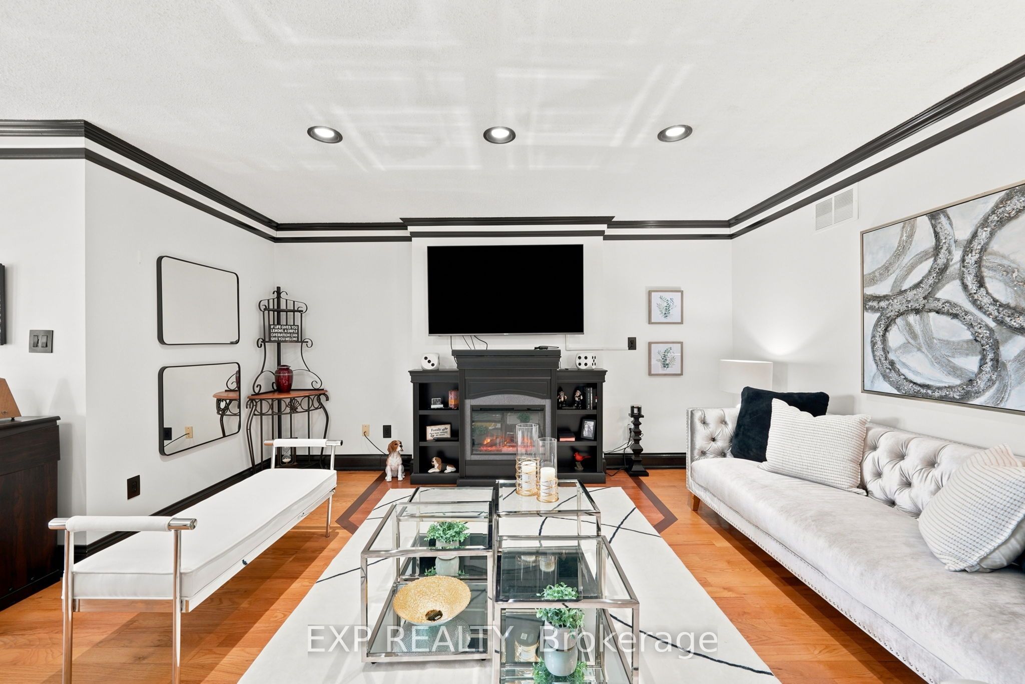 4 Flora Street Property Photo 12