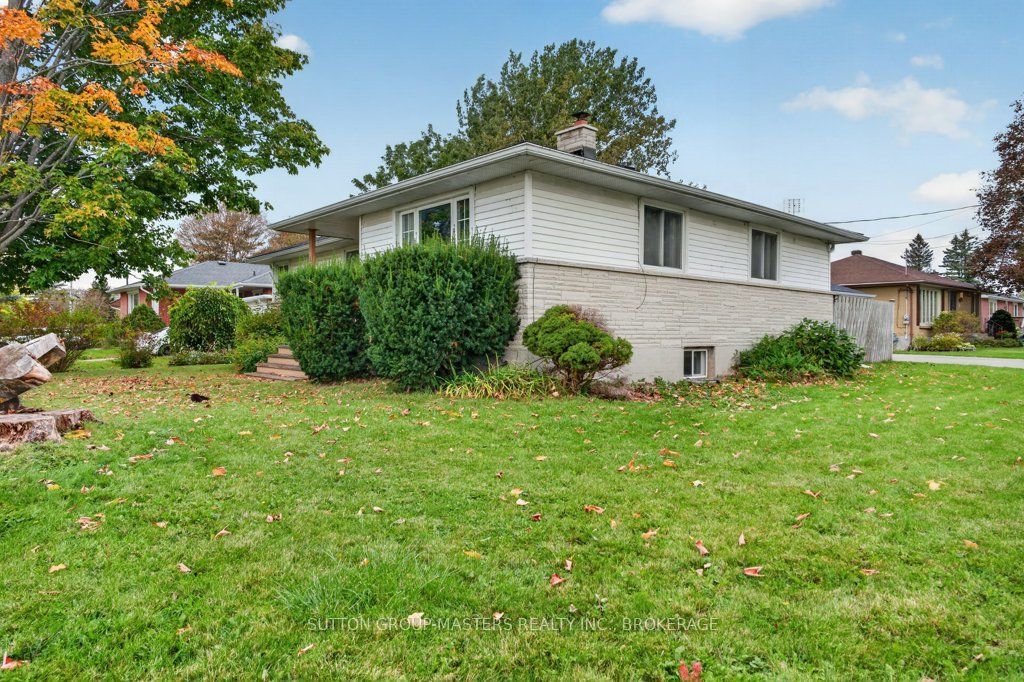 14 Quinte Avenue Property Photo 3