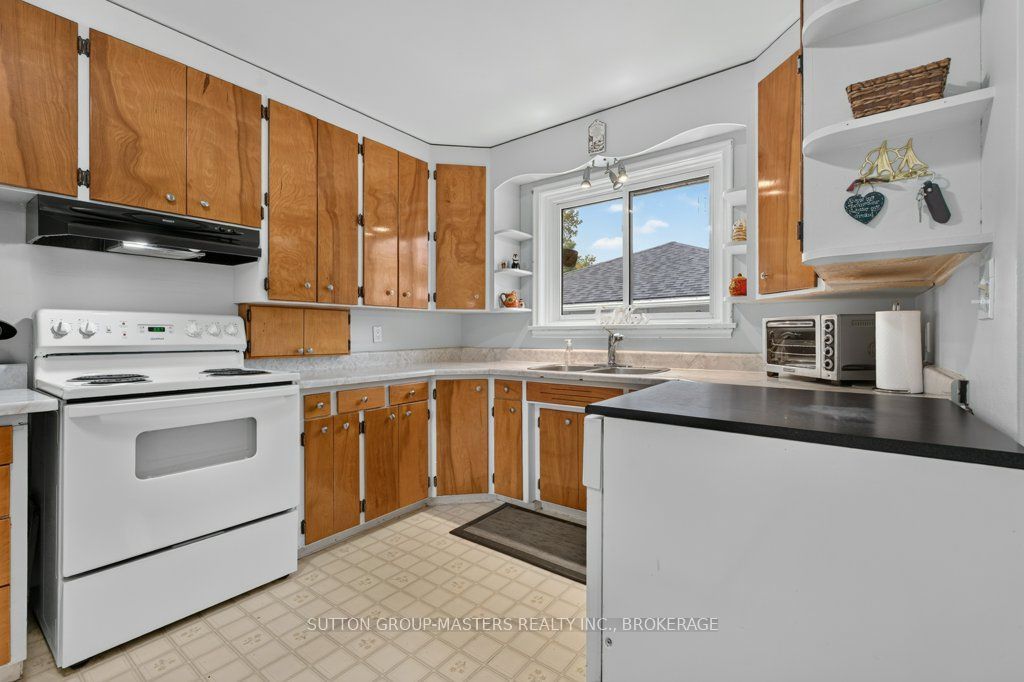 14 Quinte Avenue Property Photo 10
