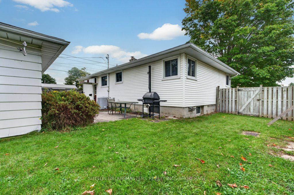 14 Quinte Avenue Property Photo 28