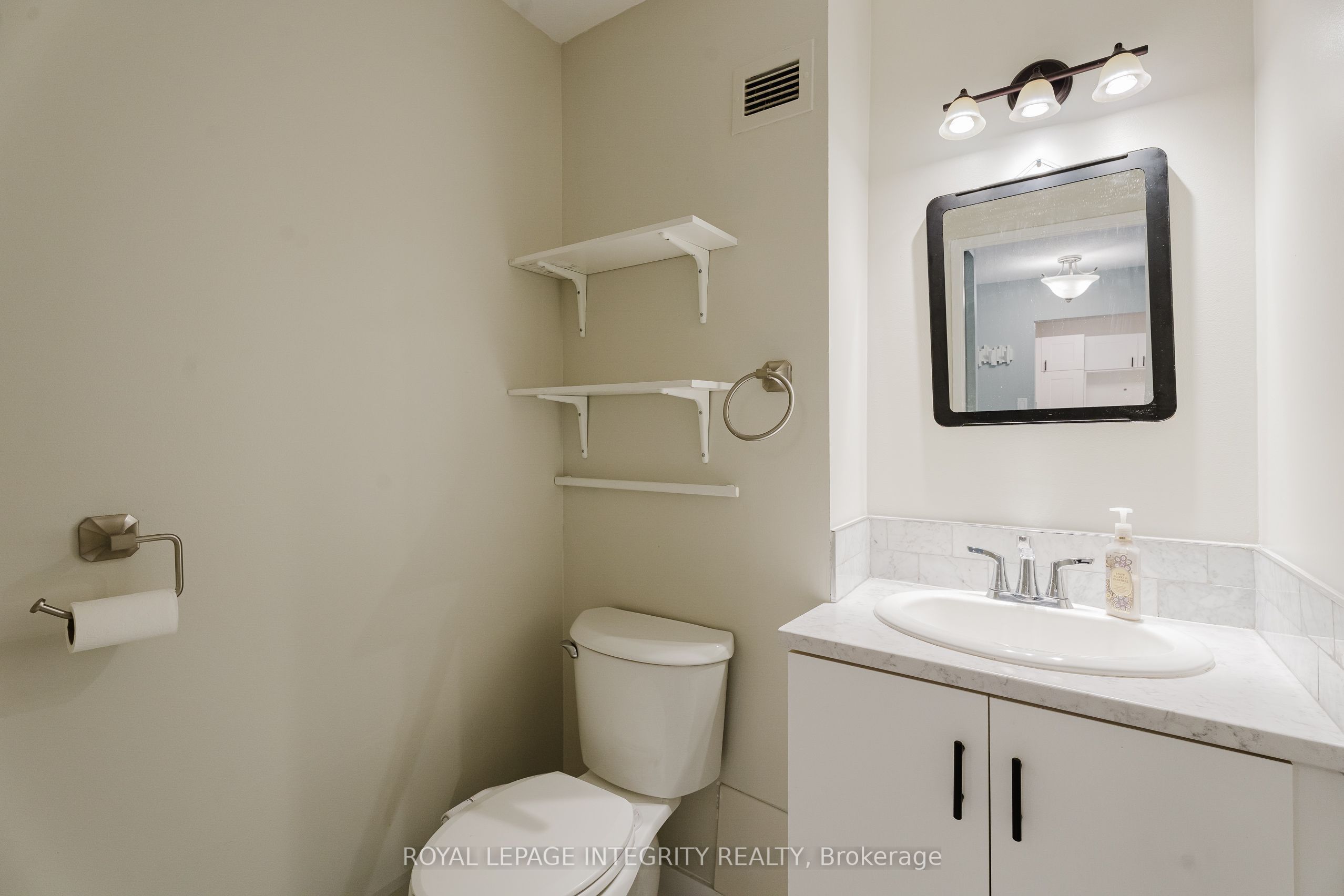 2650 Southvale Crescent 212 Property Photo 15